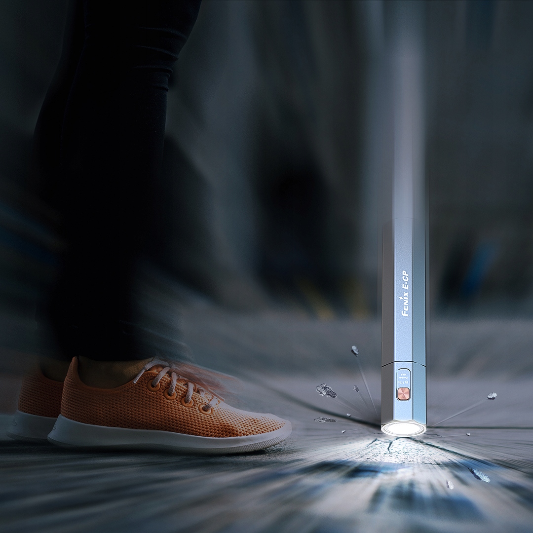 Latarka diodowa Fenix E-CP niebieska 1600lm 222m Model E-CP