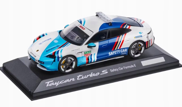 Modelik Porsche Taycan Turbo S Safety Car 1:43 Limited Edition