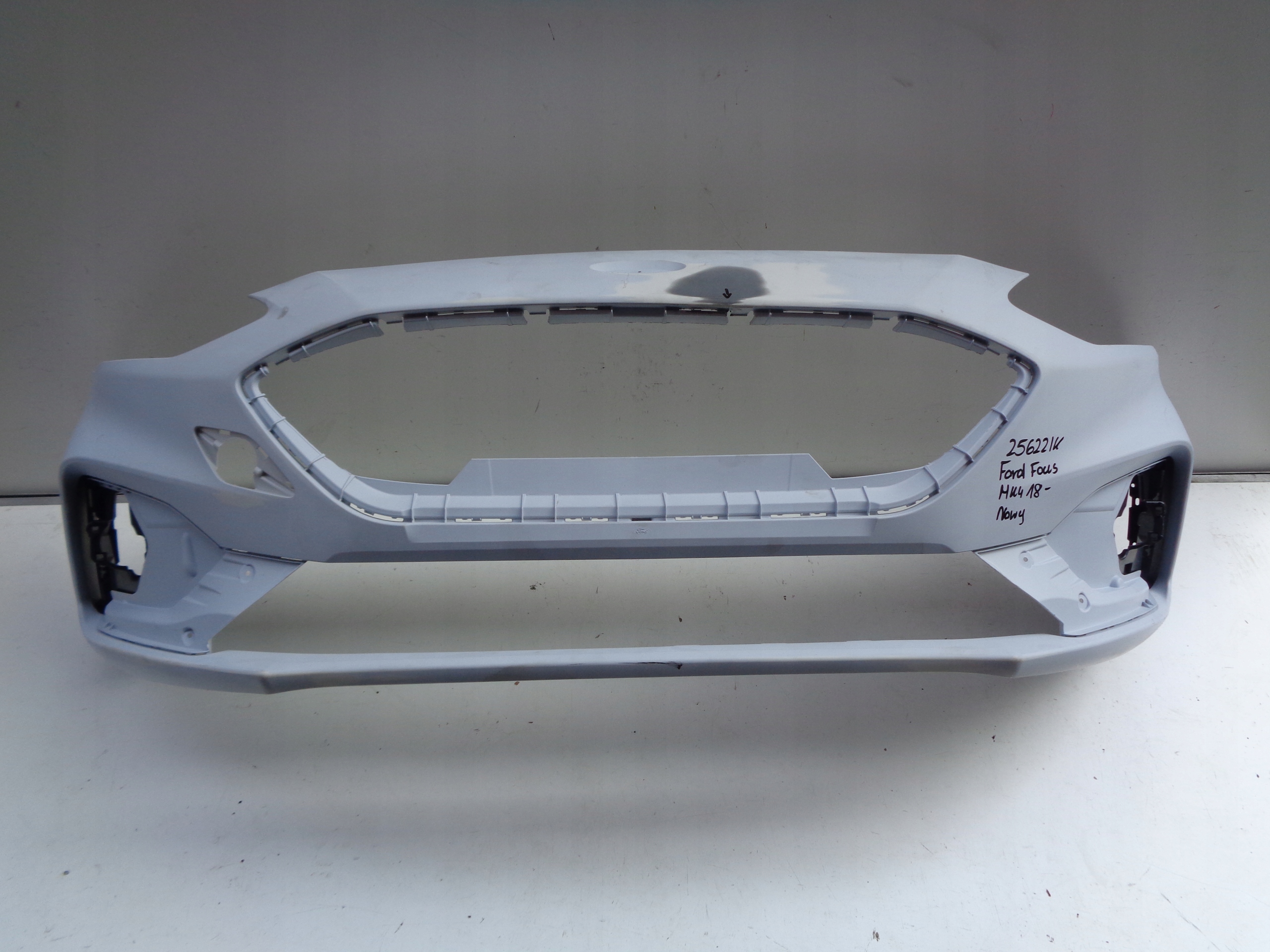 NEU FRONTSTOSSSTANGE FORD FOCUS MK4 18- ST-LINE NR 25622