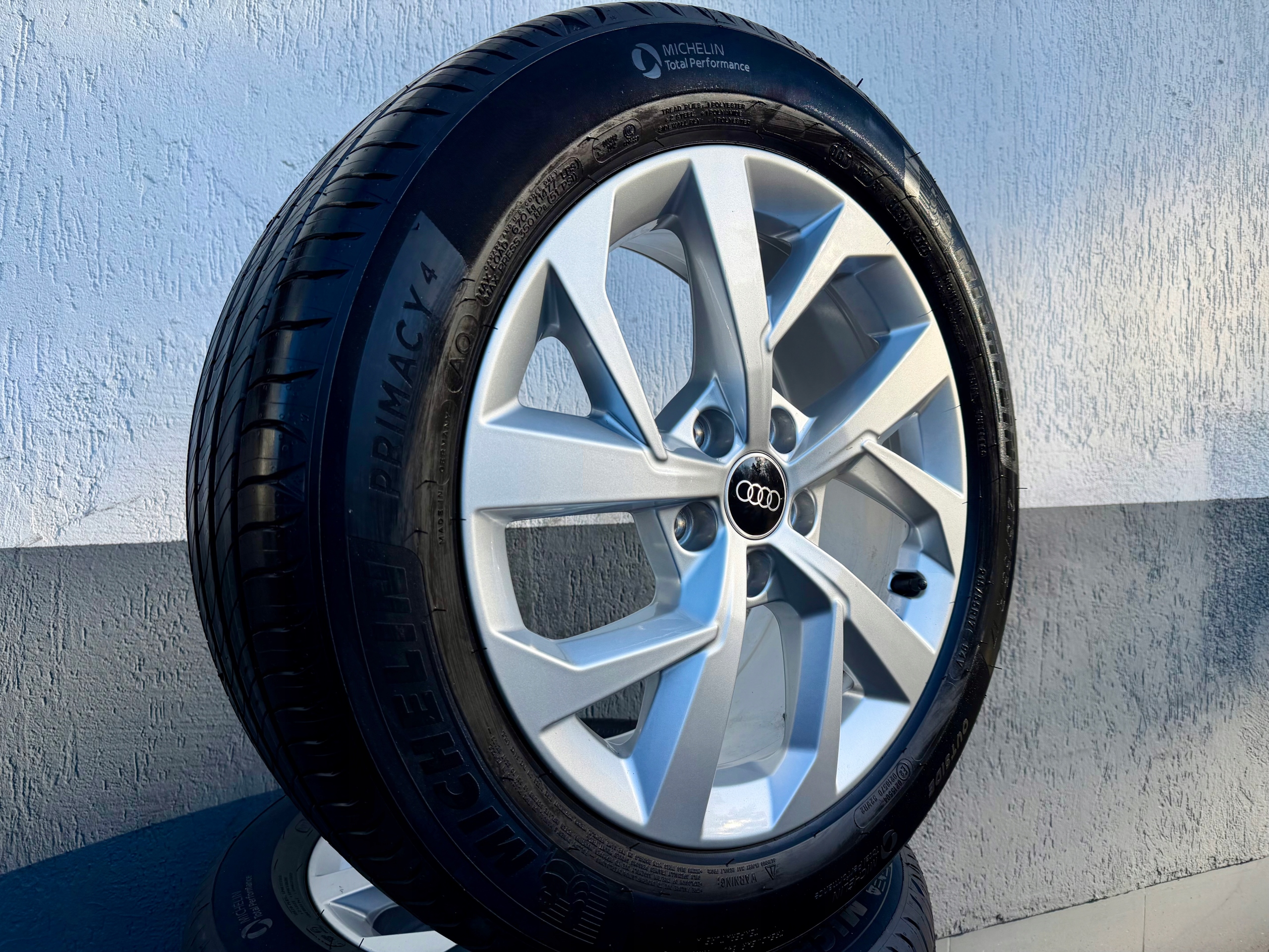 ALUFELGI AUDI Q2 81A Letnie Oryginalne NOWE ZOBACZ!