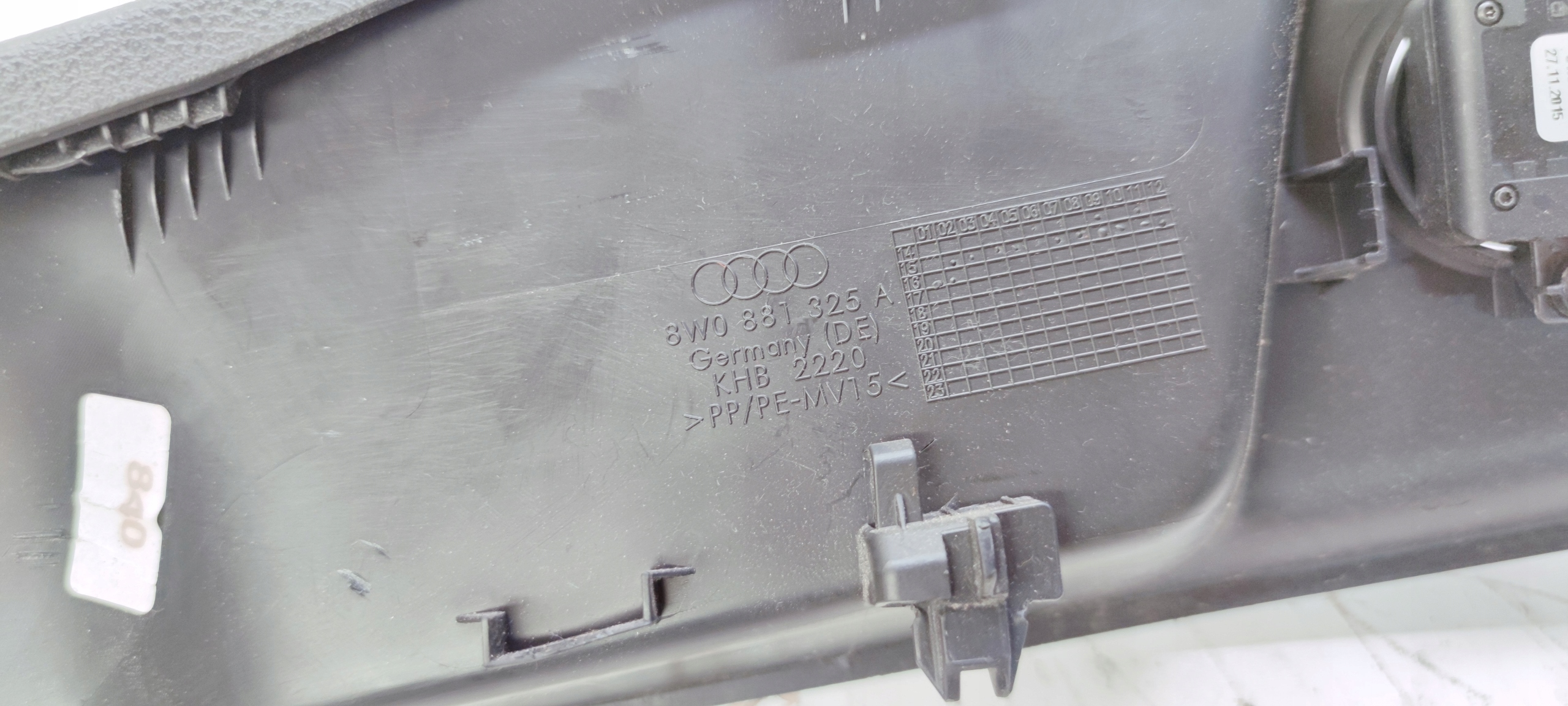cover spoiler seat left AUDI A4 B9 8W0881325A