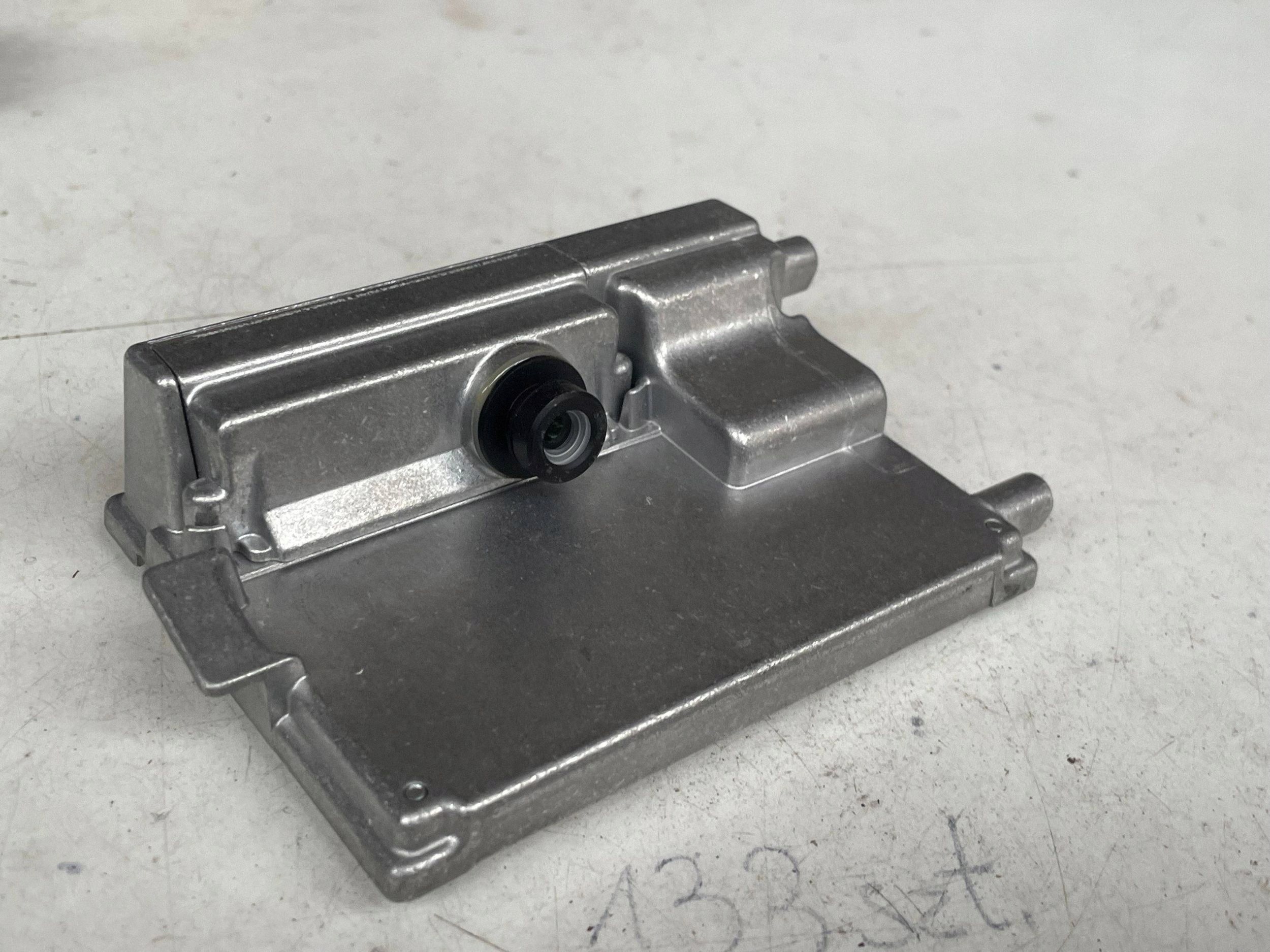 KAMERA PRZEDNIEJ windows (ADAS) CUPRA LEON 5WA980653D @M