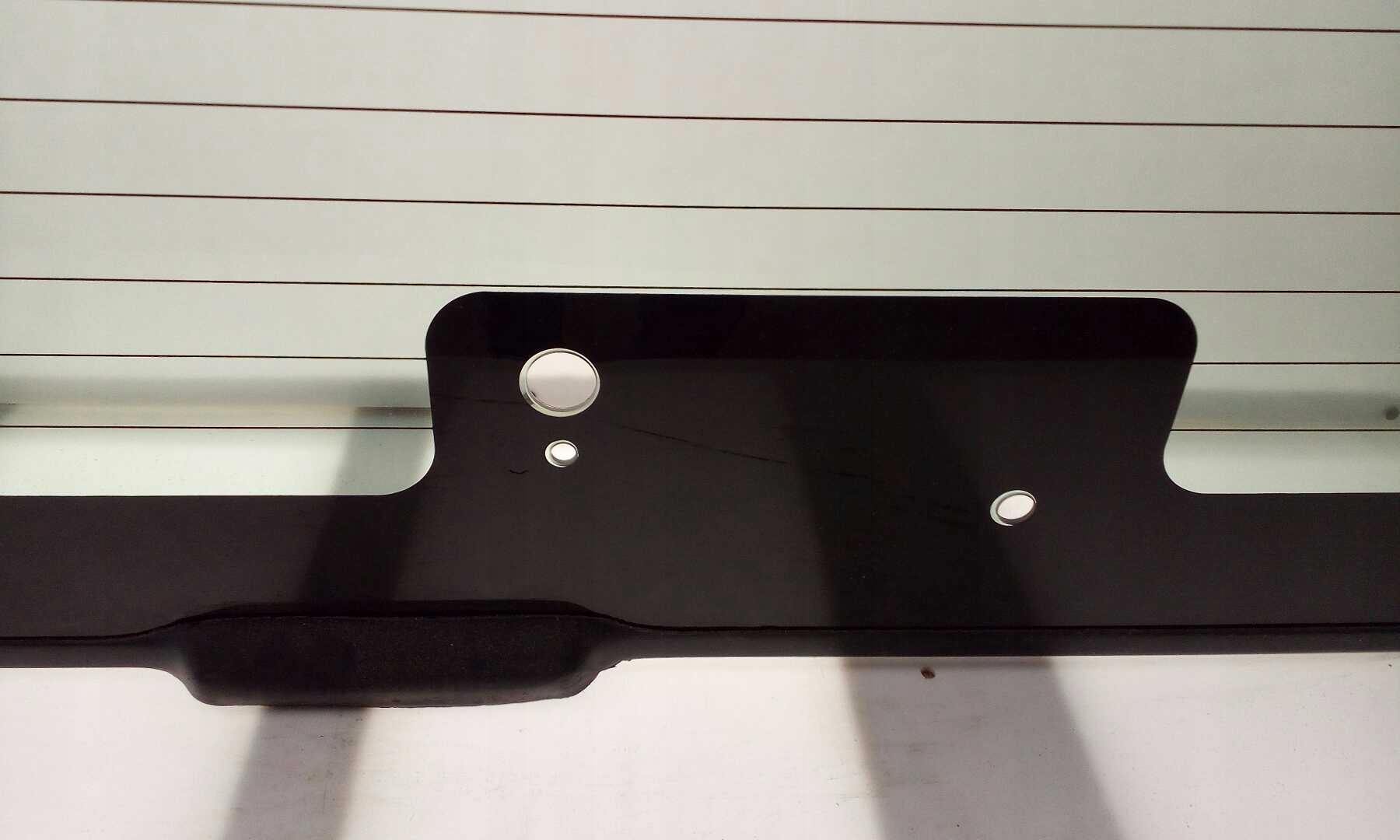 SZYBA TYLNA TYŁ CHEVROLET TAHOE 1992-1999 OGRZEWANIE ANTENA NOWA Numer katalogowy części DB08945