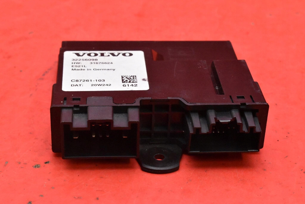 control unit module bonnet boot 31676624 VOLVO V60 2 II KOMBI 18-21