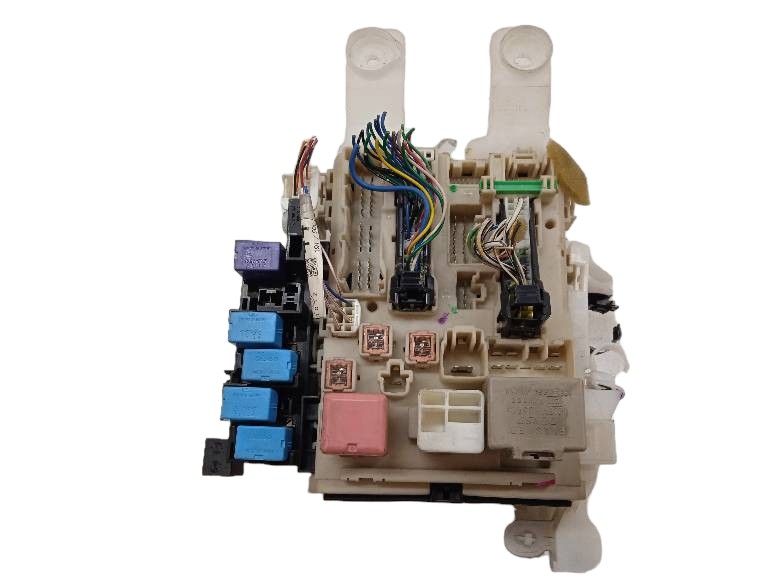 КОРОБКА BEZPIECZNIKOW 82730-42360 Toyota Rav4 III (2005-2012)