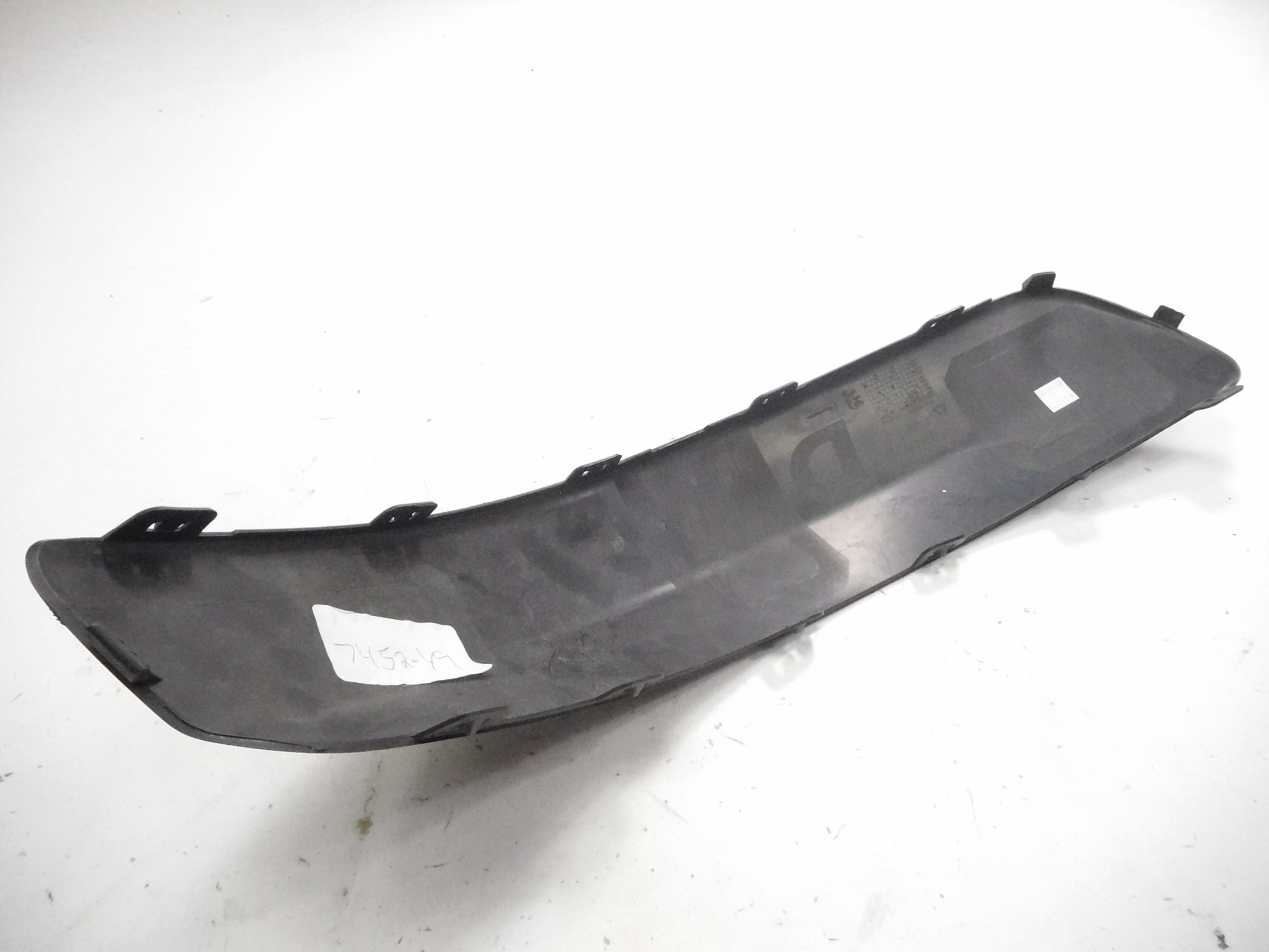 молдинг бампера peugeot oe 7452.Y9