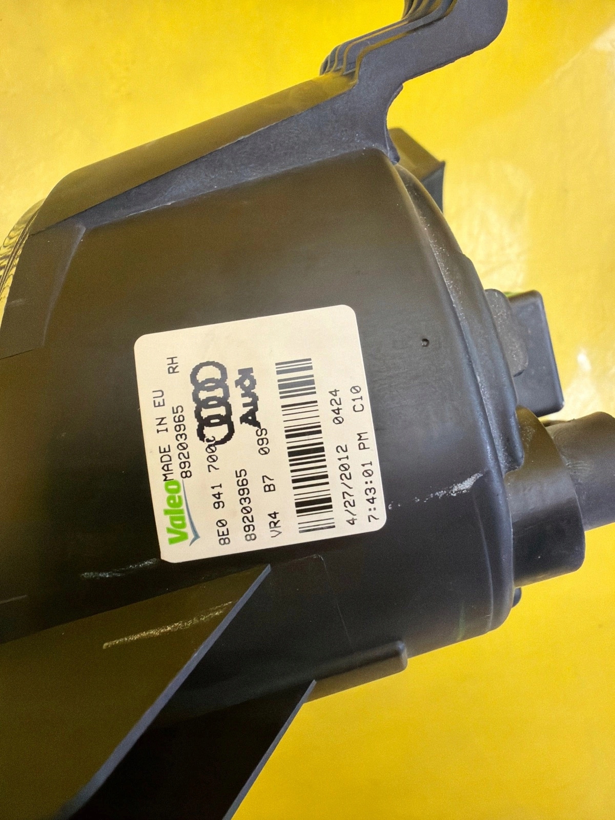 light right fog light right front Audi A4 B7 05-08 8E0941700C