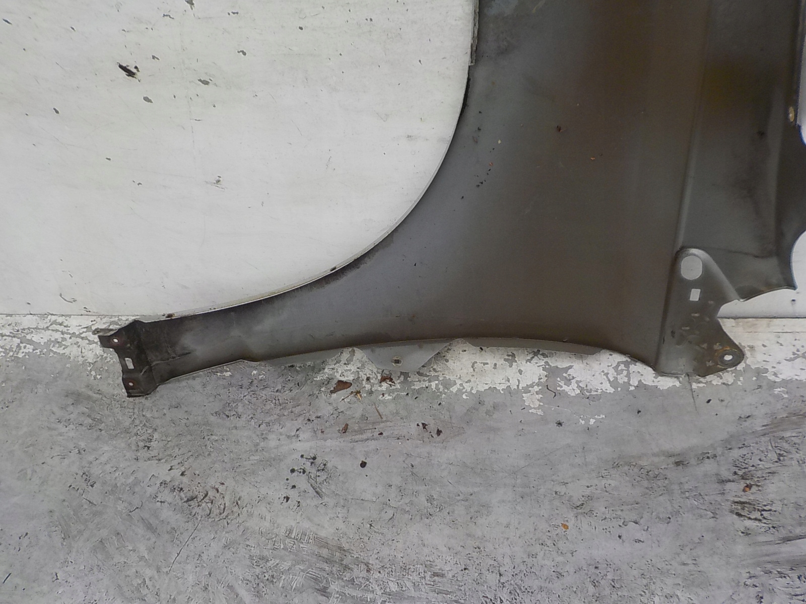 755 CHRYSLER GRAND VOYAGER V fender right front