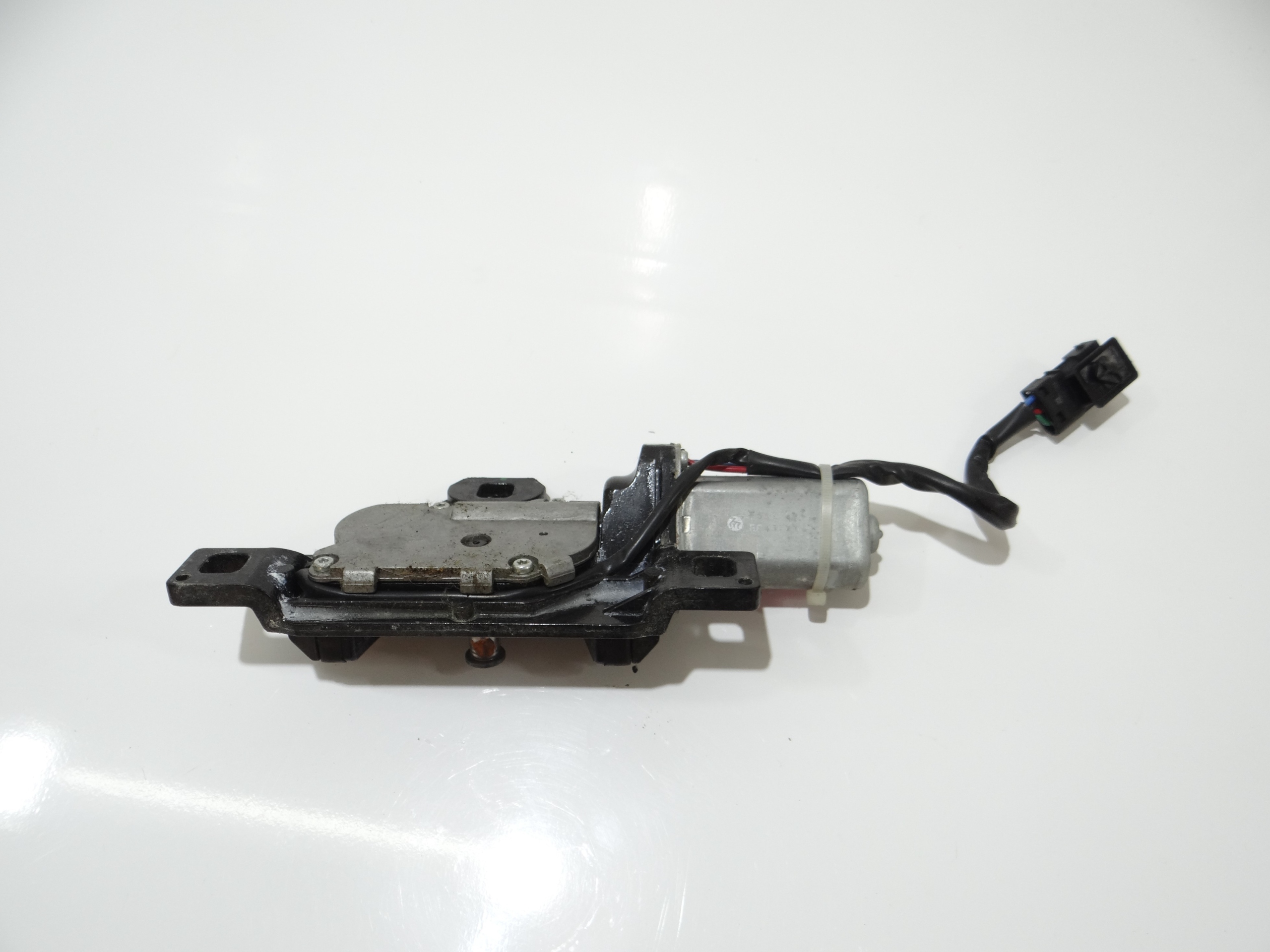 lock RYGIEL bonnet boot BMW 5 E61 LCI 7129931