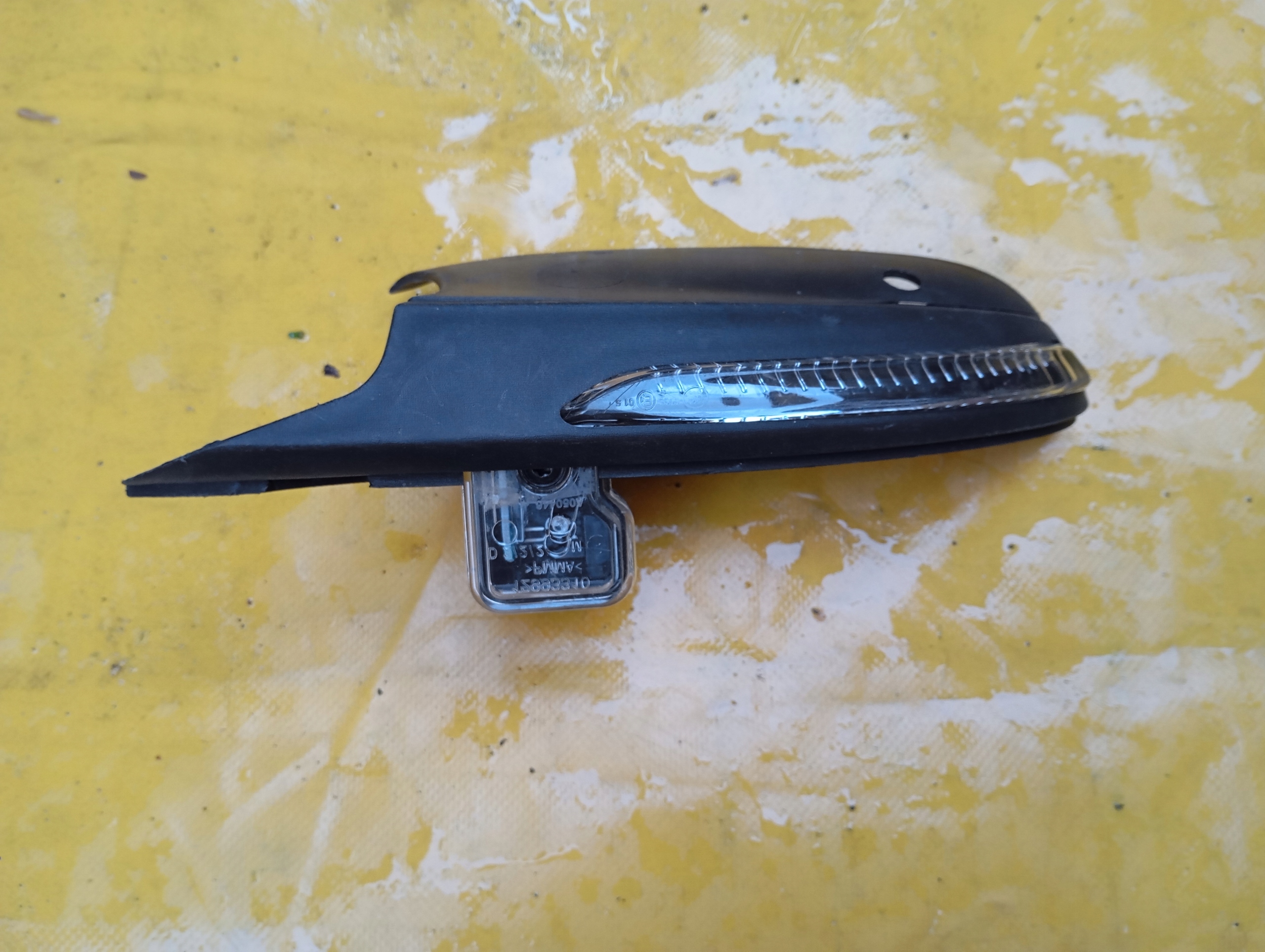 поворотник led зеркала KADJAR renault oe 12993290
