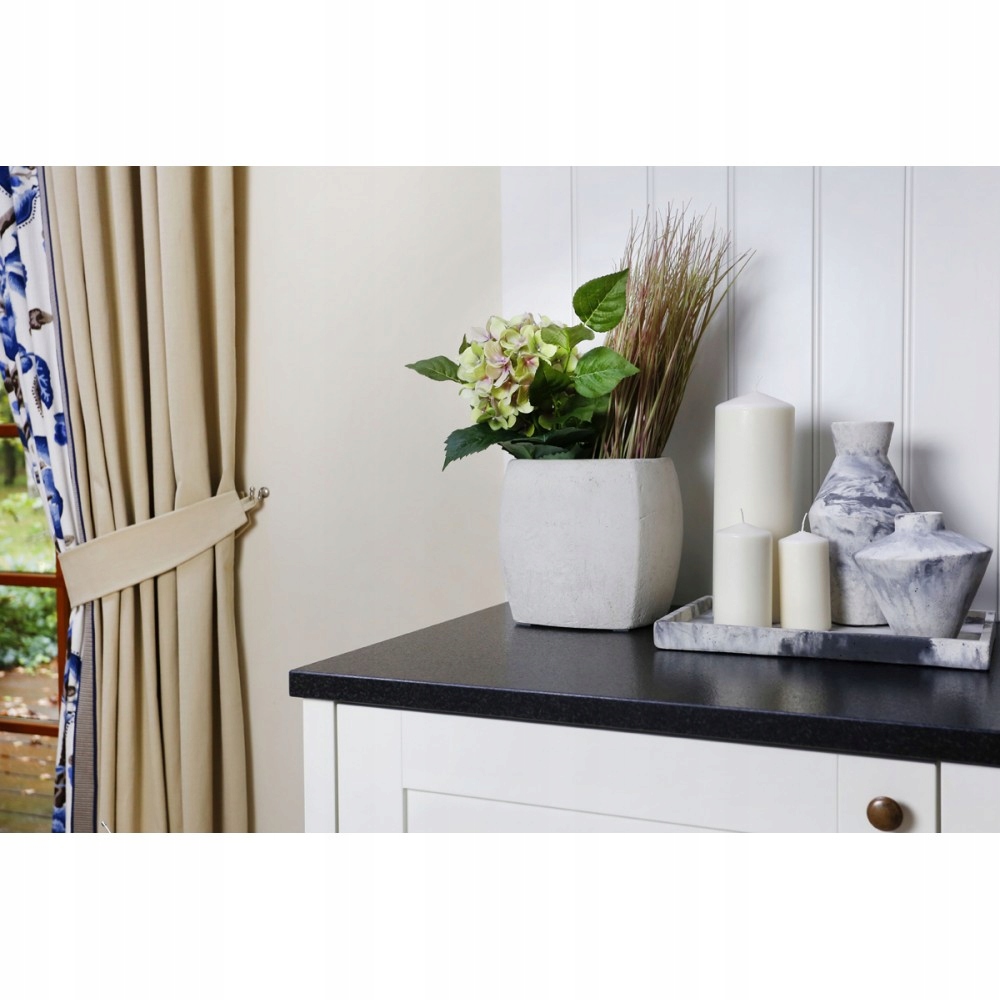 WAZON DZBAN OZDOBNY Z BETONU ARCHITEKTONICZNEGO Marka inny