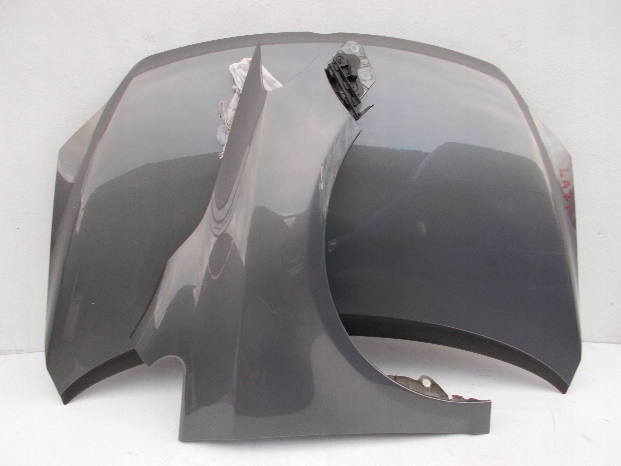 Капот крыло ремень перед бампер решетка радиатора vw Golf V 5 PLUS + LA7T