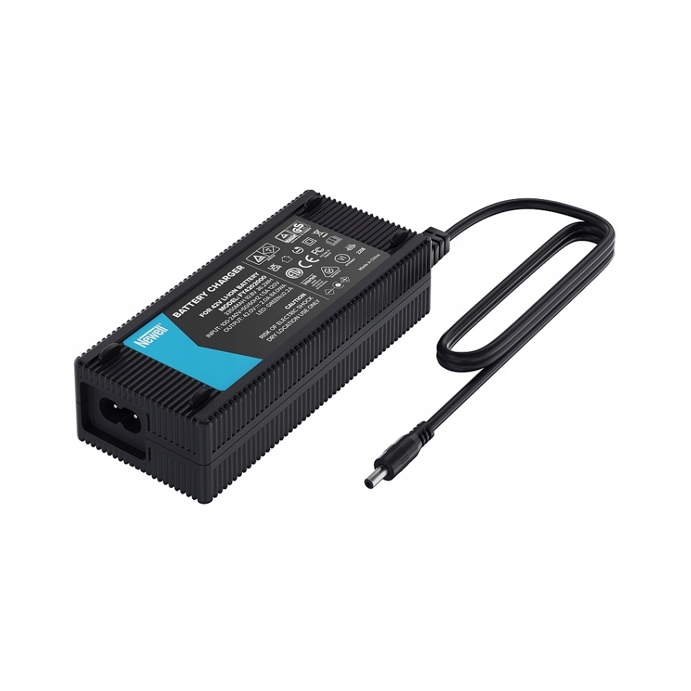 Univerzální nabíječka pro elektrické koloběžky