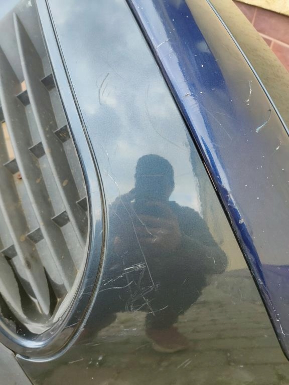 бампер передний vw Golf V PLUS 5M0