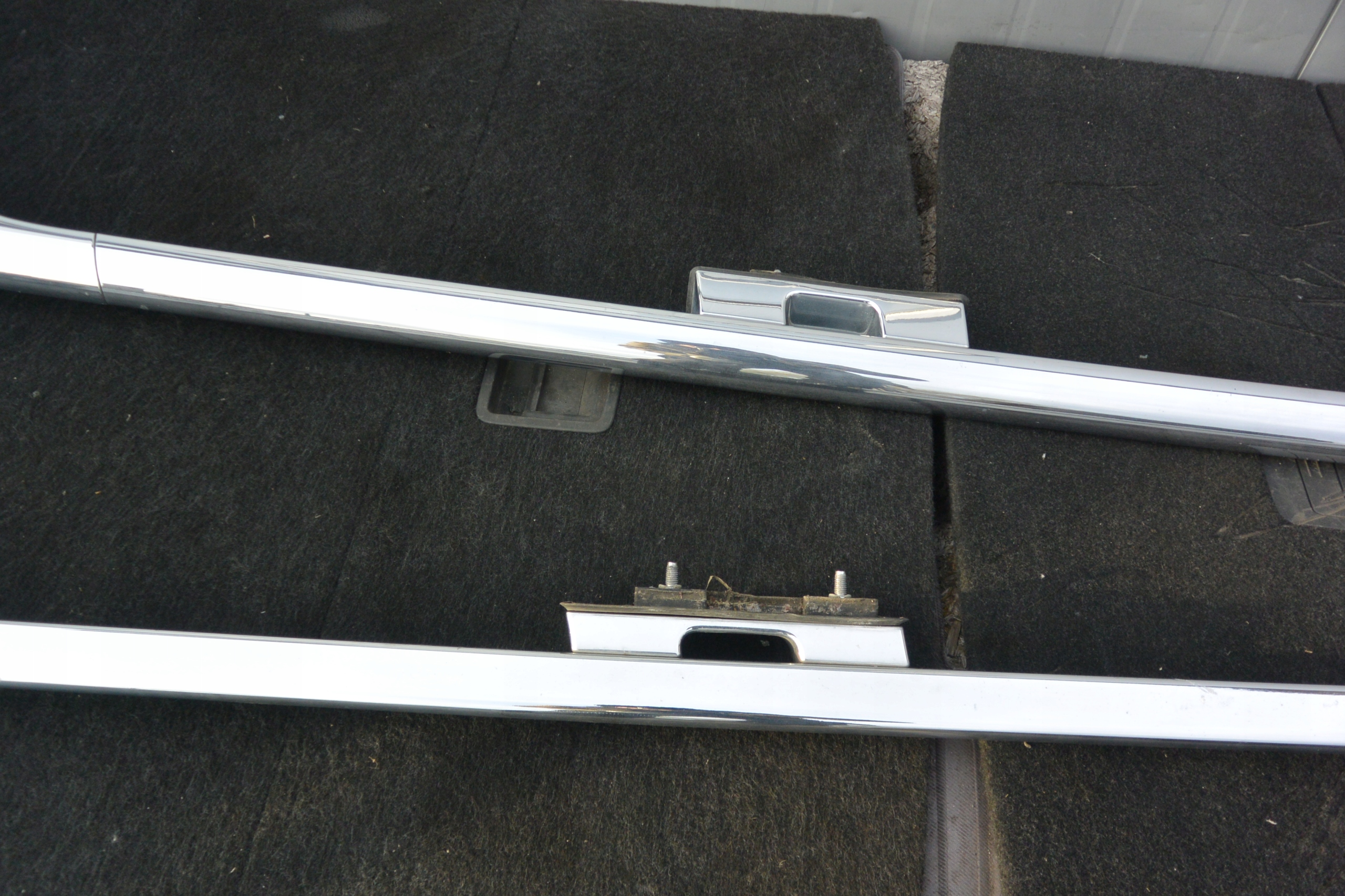 RELINGI DACHOWE KPL CHROM MERCEDES GL X164 LIFT Part manufacturer Mercedes Benz original OE