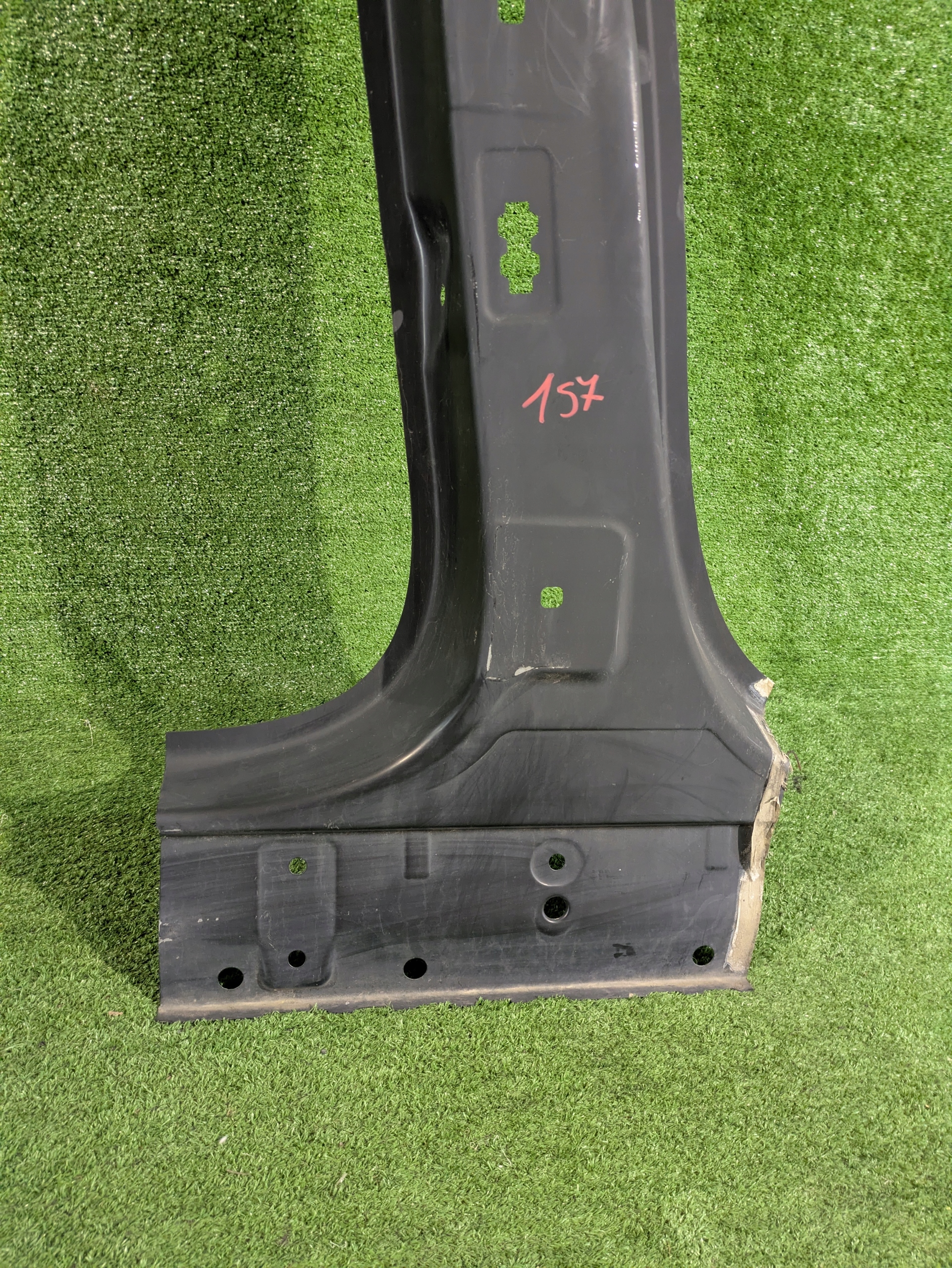 pillar right threshold BMW X5 G05 NR.157
