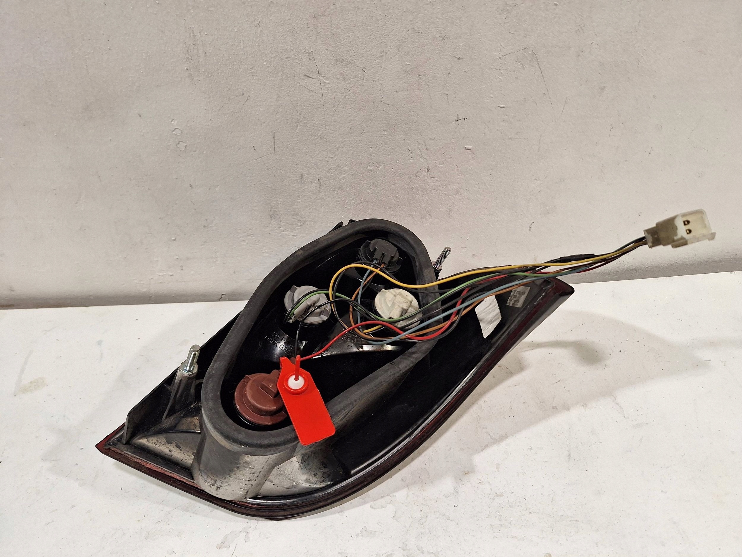 LAMPA TYŁ LEWA AIXAM CITY COUPE CROSSLINE 10- Producent części Aixam