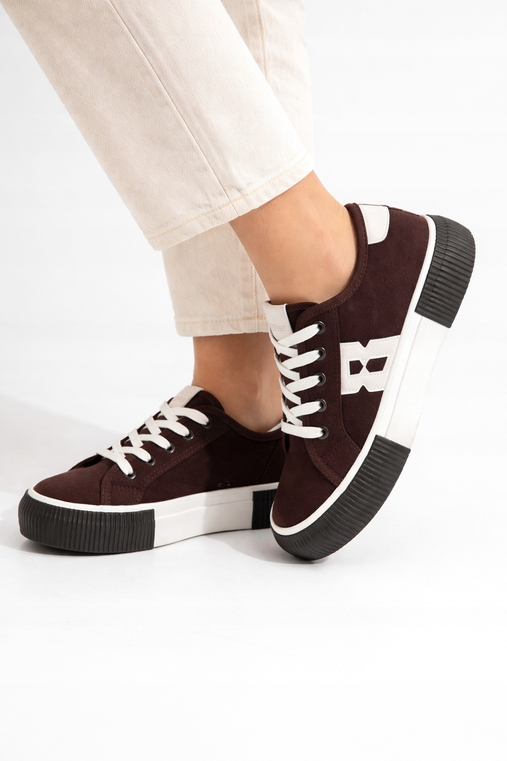 Trampki Damskie Czekoladowe Sneakersy Platforma Sznurowane 37