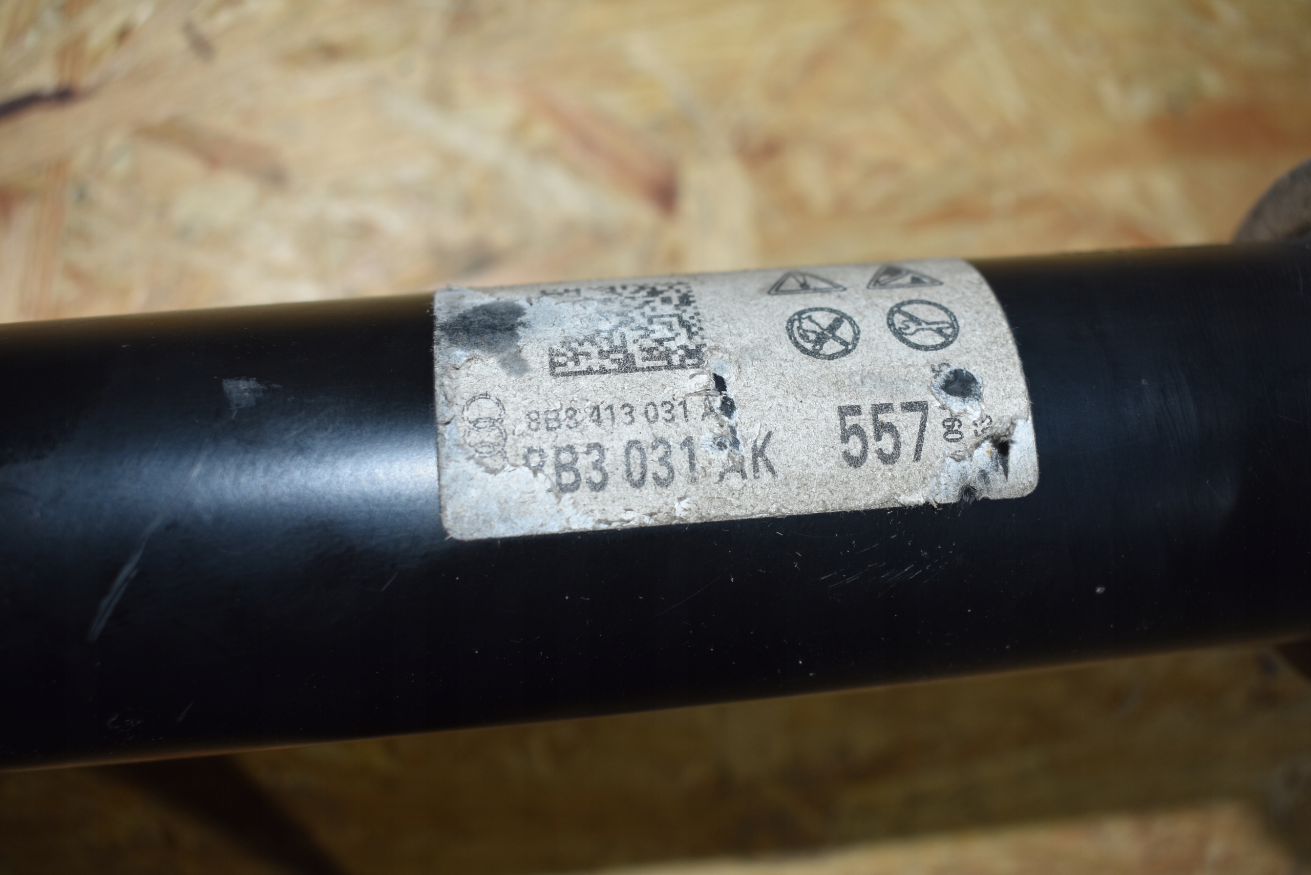 IDEALNY shock absorber front front right AUDI A5 B10 1