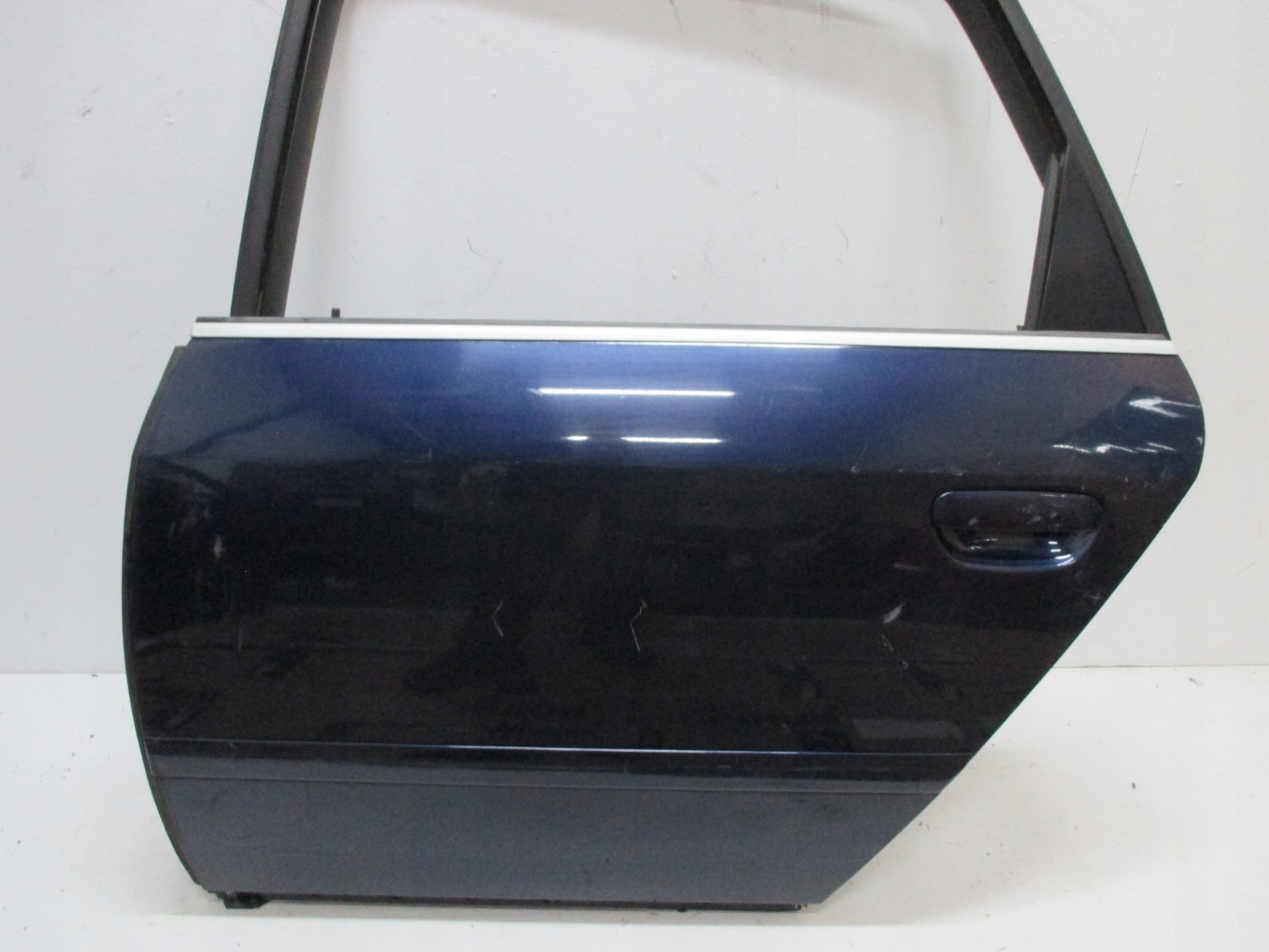 TÜR LINKS HINTEN AUDI A6 4B0