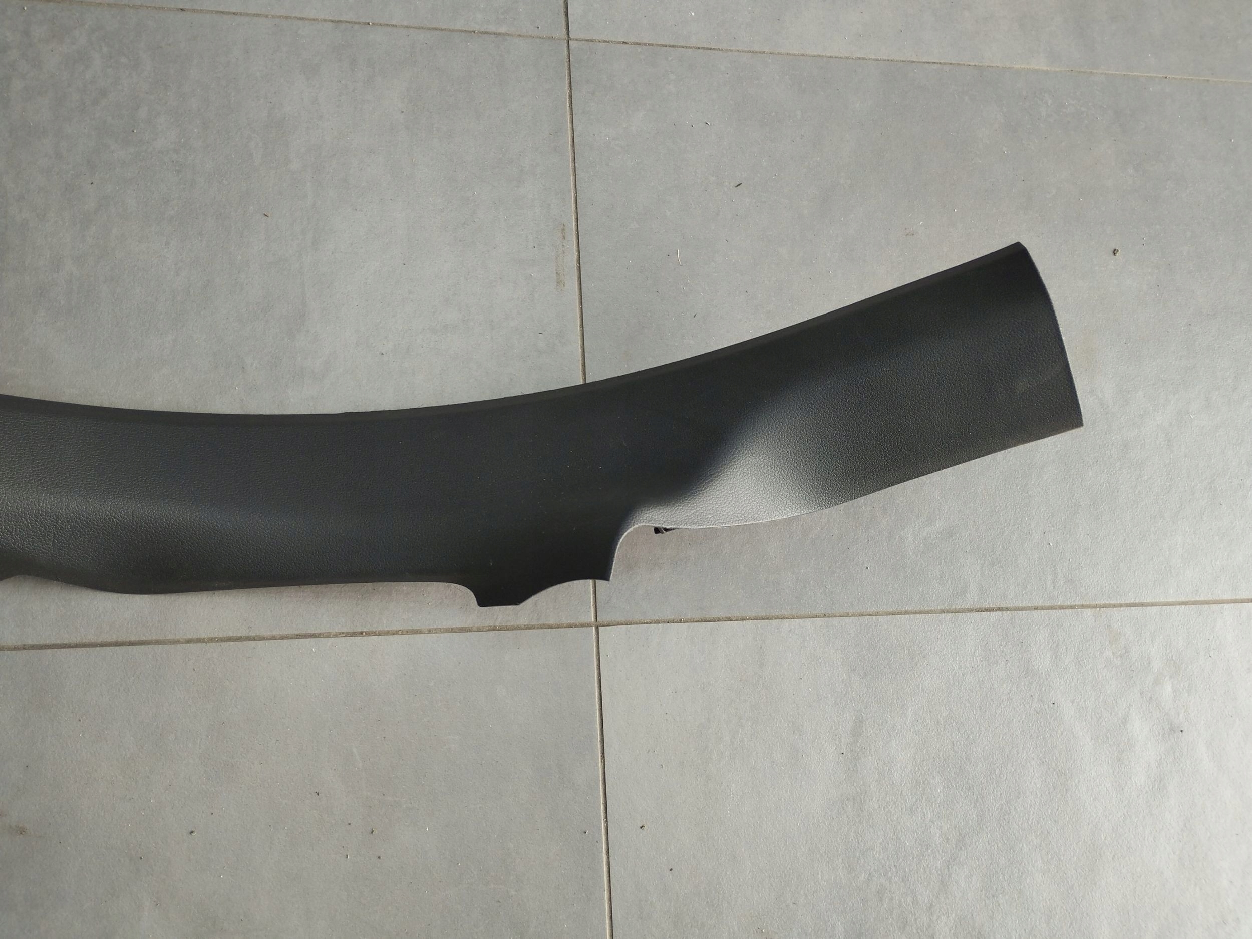 Audi A4 S4 B9 8W cap threshold rear 8W0867767A