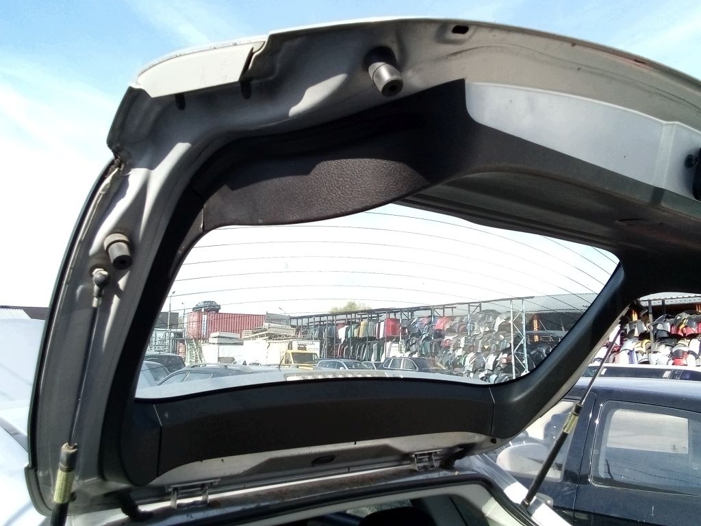 Subaru Impreza GH HB boot door rear C3S