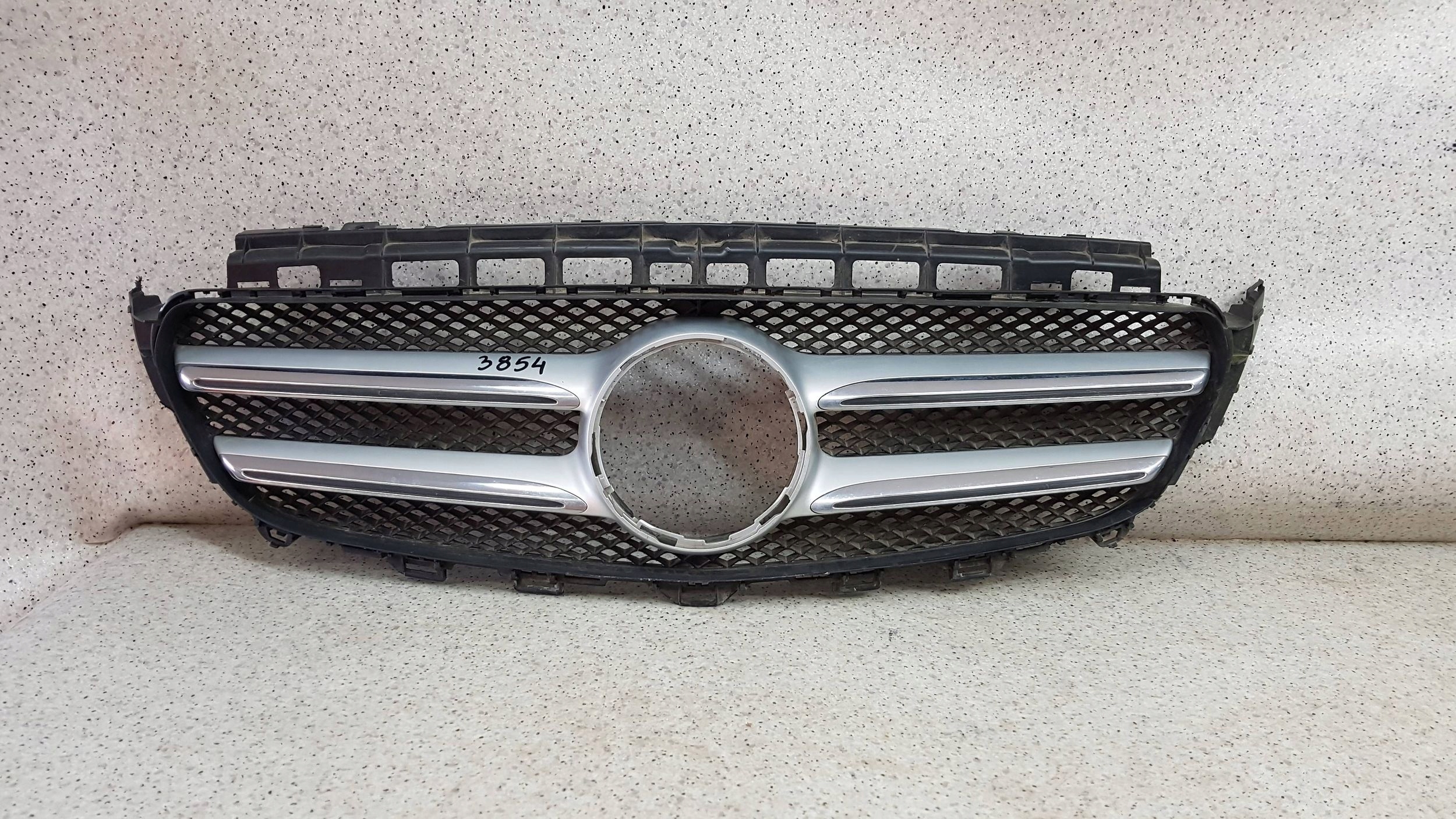 MERCEDES E KLASA W213 2016 - Grill Grill A2138880123