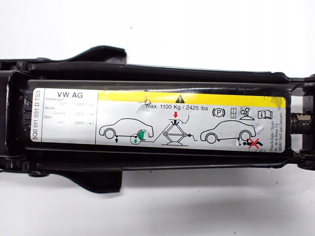 ZESTAW NAPRAWCZY LEWAREK KLUCZ 5Q0011031D VW GOLF VII 7 16R Jakość części (zgodnie z GVO) O - oryginał z logo producenta pojazdu (OE)