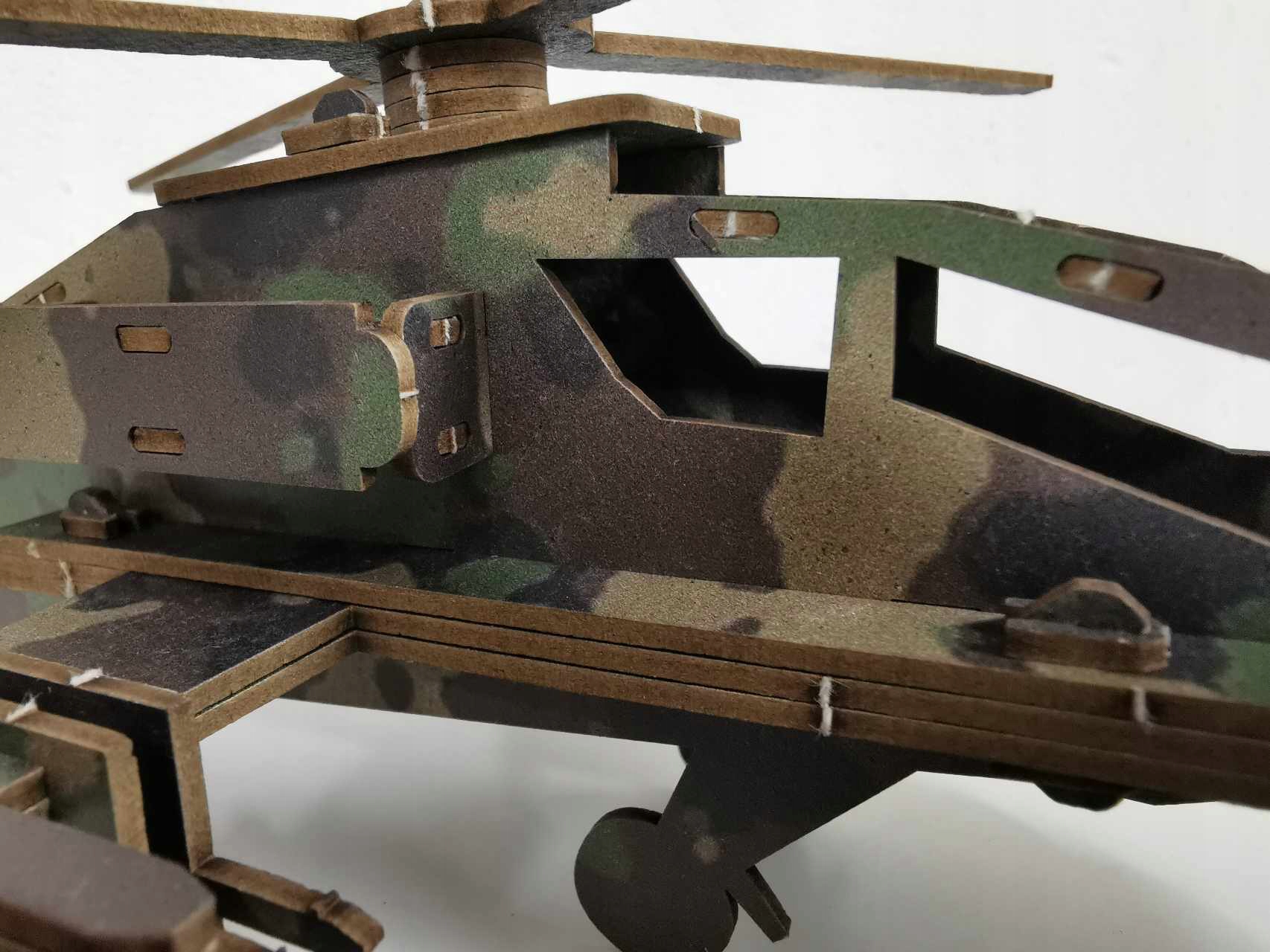 Puzzle 3D Model do składania HELIKOPTER BOEING APACHE Płeć chłopcy dziewczynki unisex