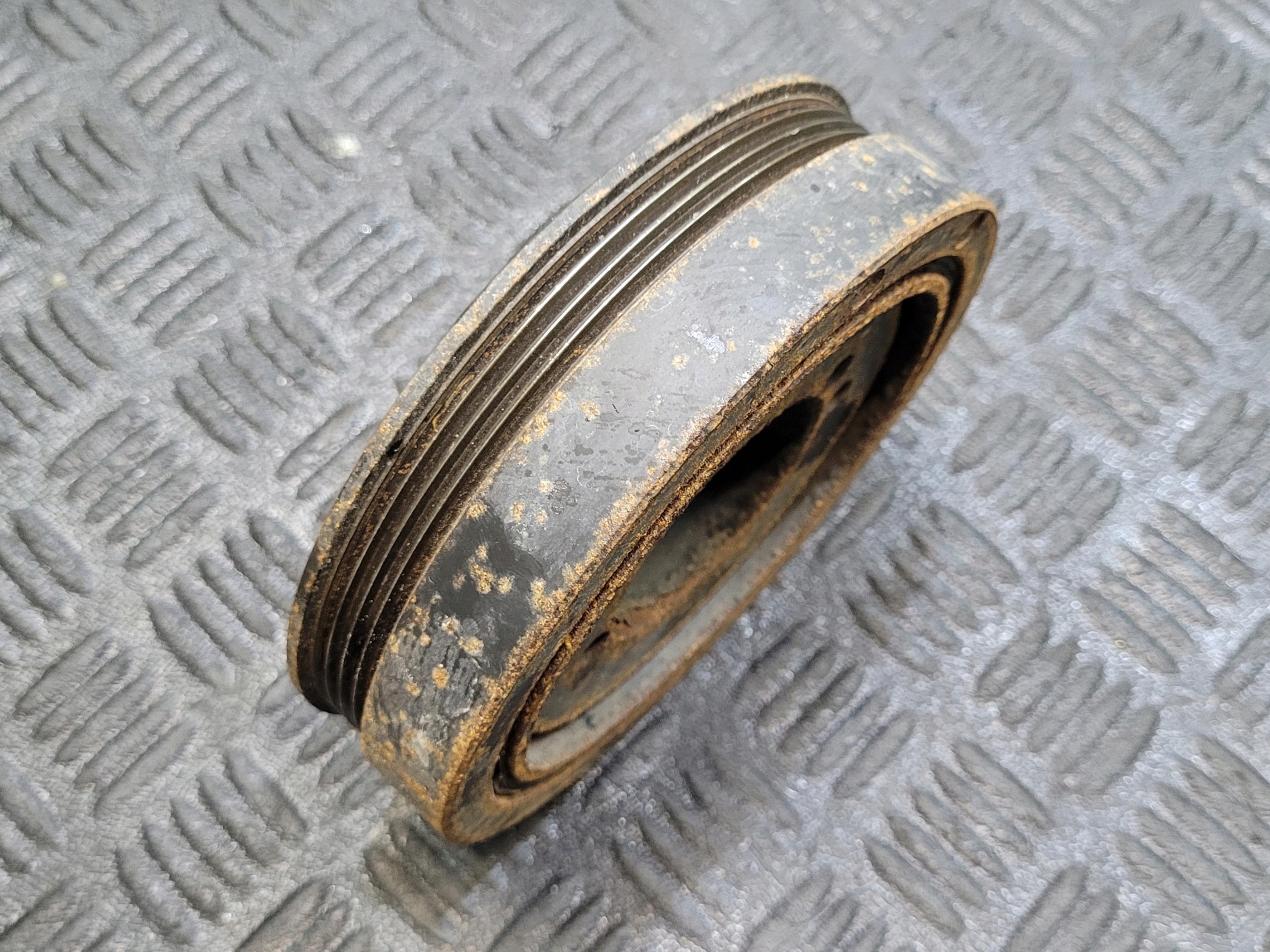 pulley LEXUS LS 600 LS600 H 5.0
