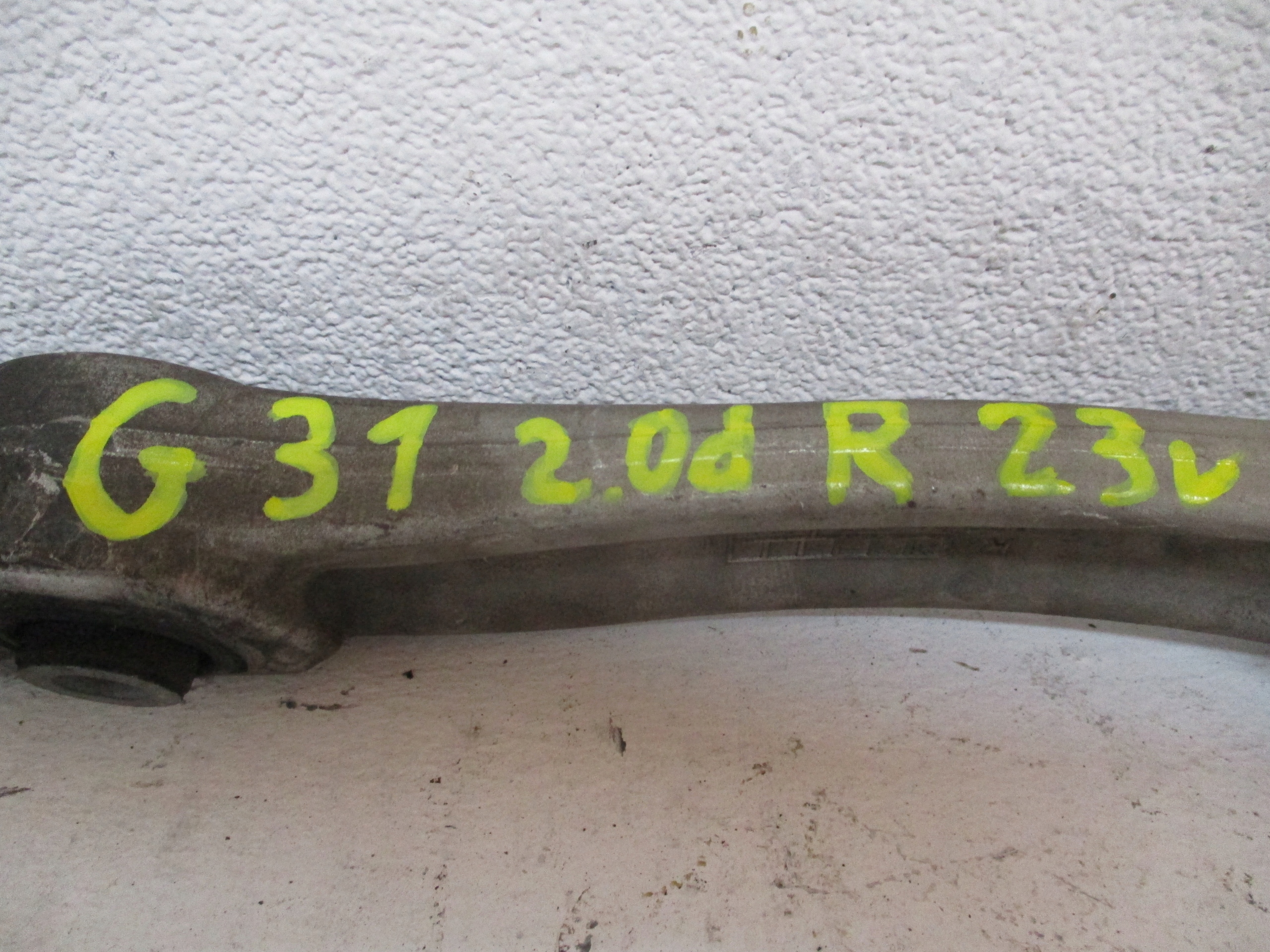 arm BMW 5 G30 2,0D front 6861177 left