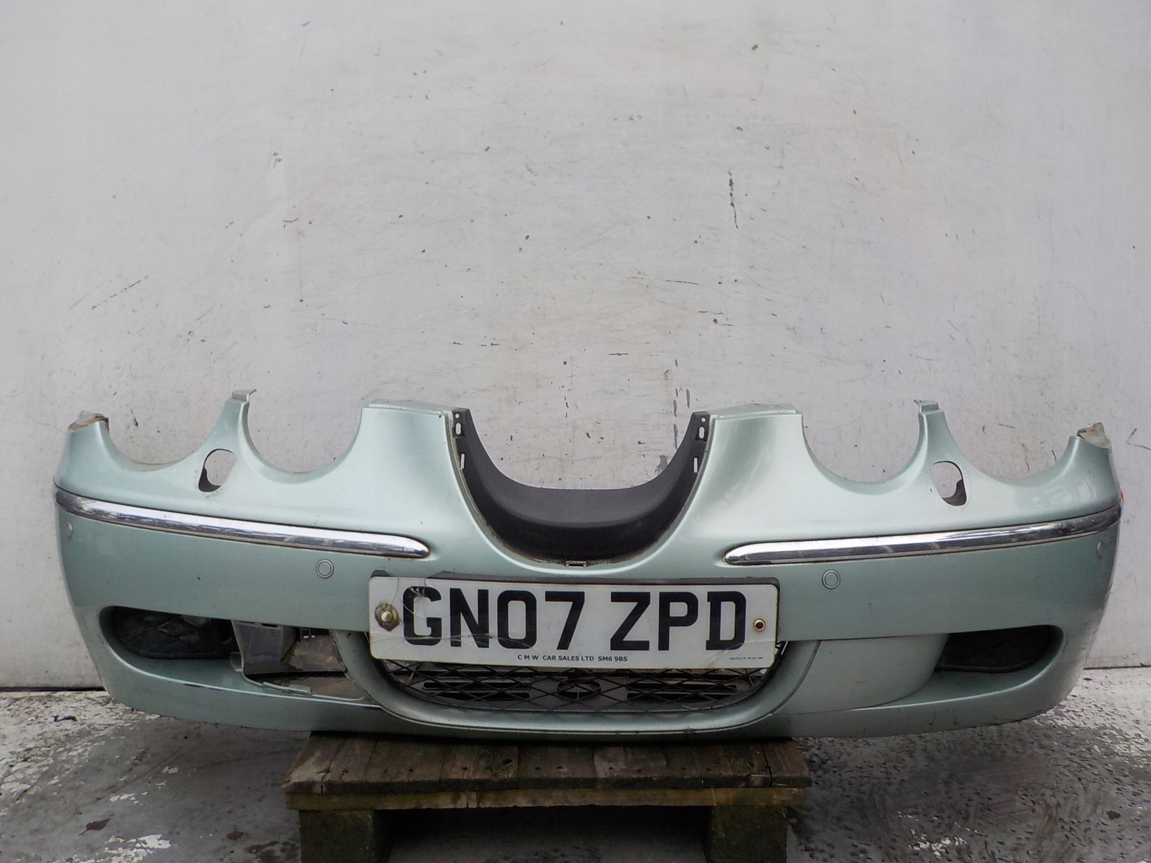531 JAGUAR S-TYPE LIFT SPORT bumper front washers