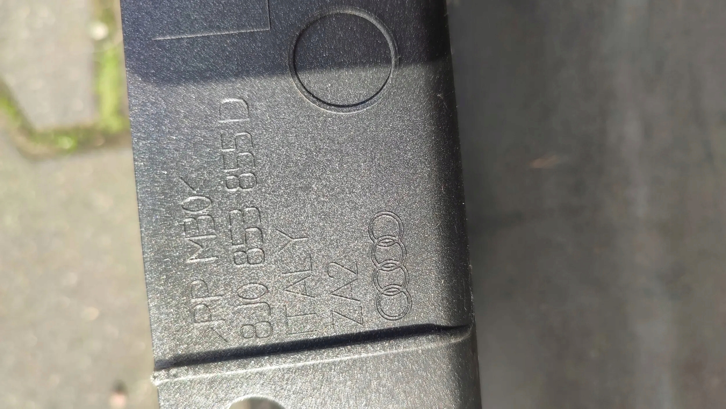 Audi TT TTS Mk2 2013 moulding threshold left