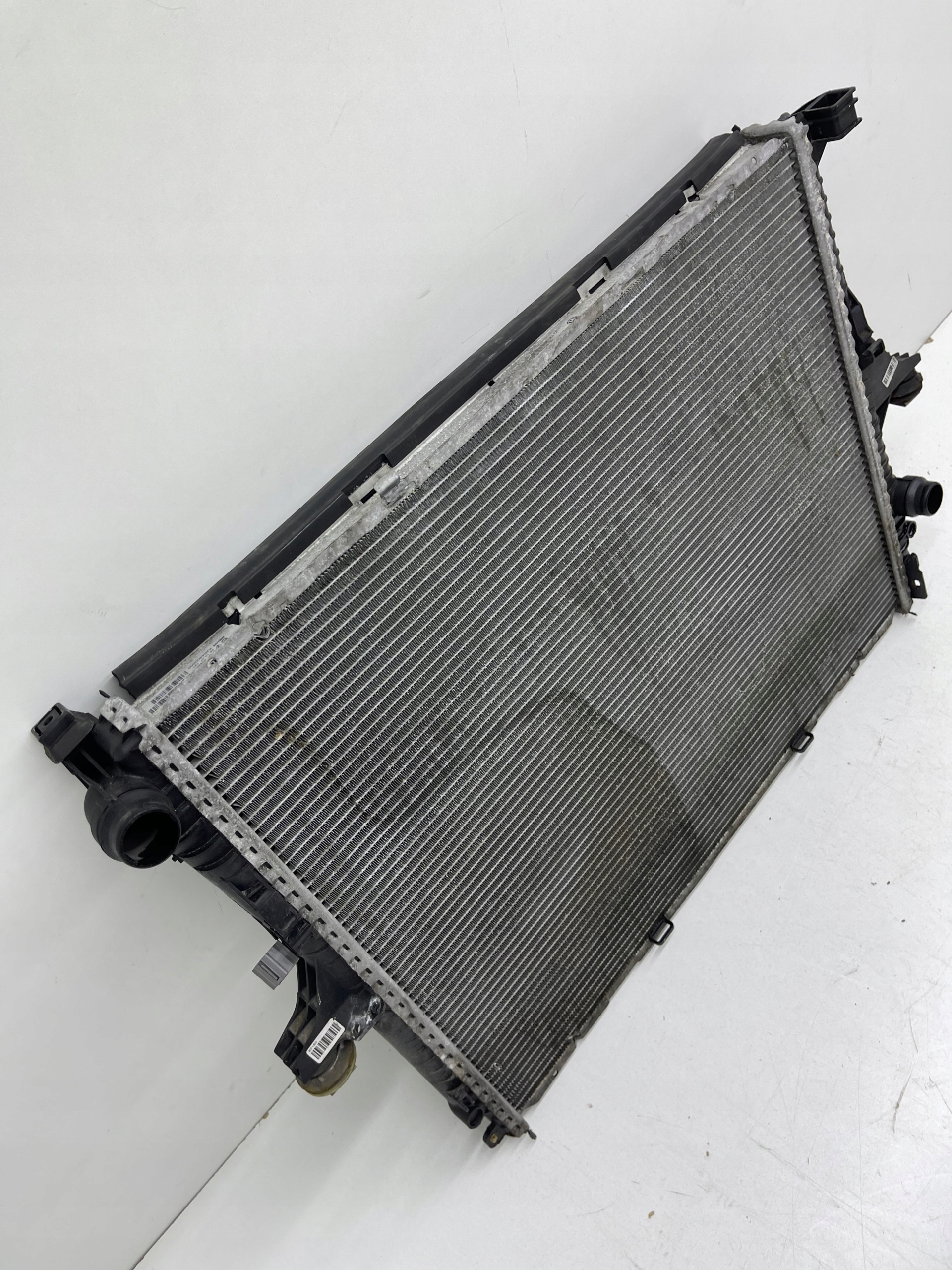 AUDI Q7 4L 4.2 TDI water cooler