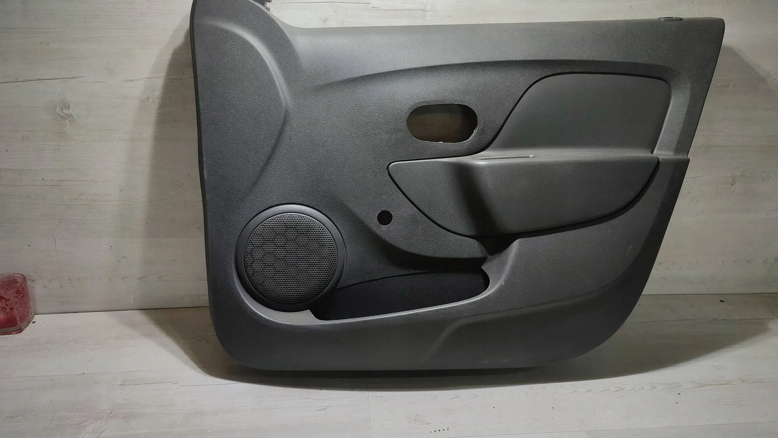 Dacia Logan II 2019r front side right side door upholstery