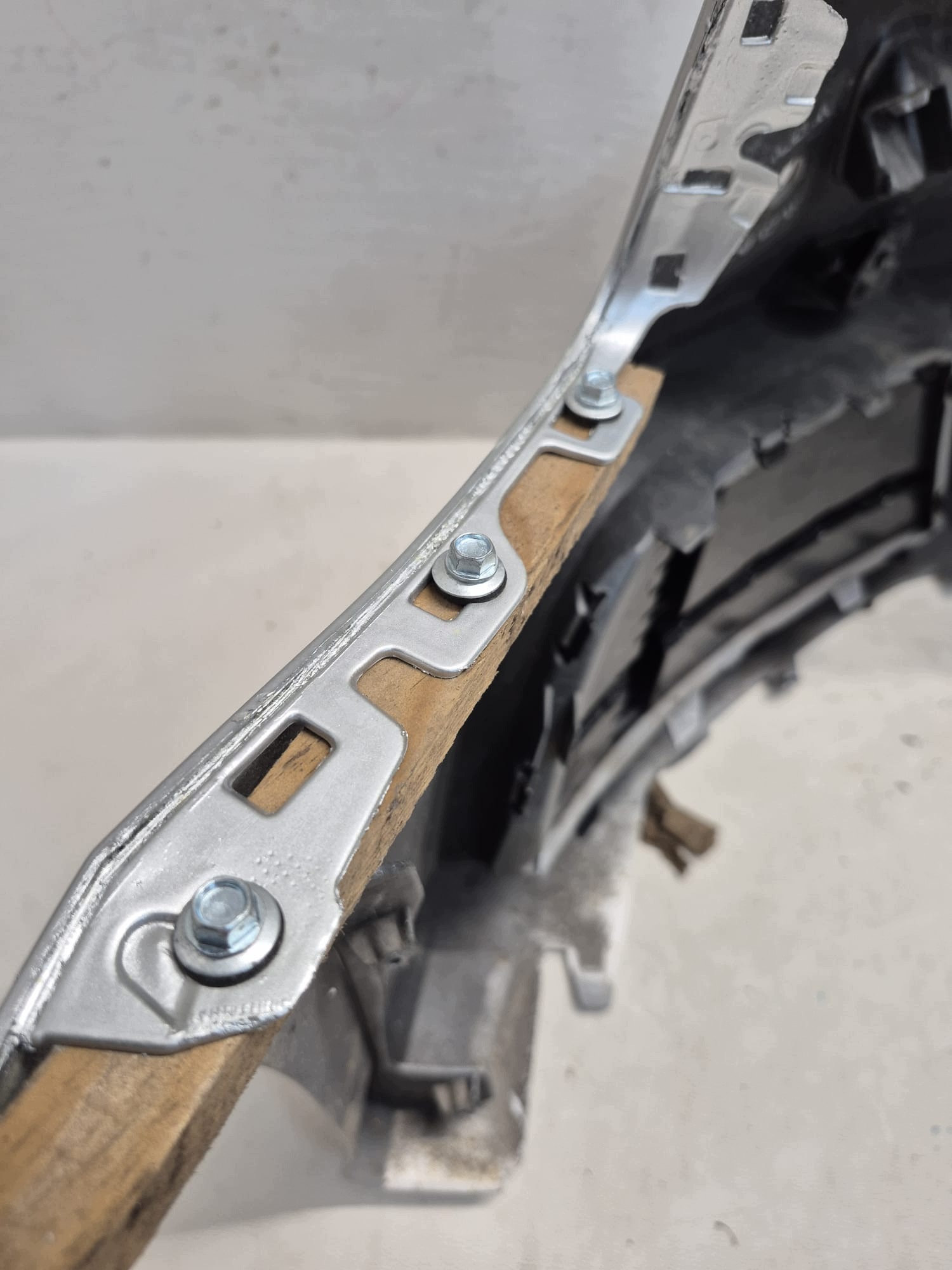 AUDI A3 8V HB LIFT S-LINE 16- bumper front front 4XPDC SPR 8V3807437AM