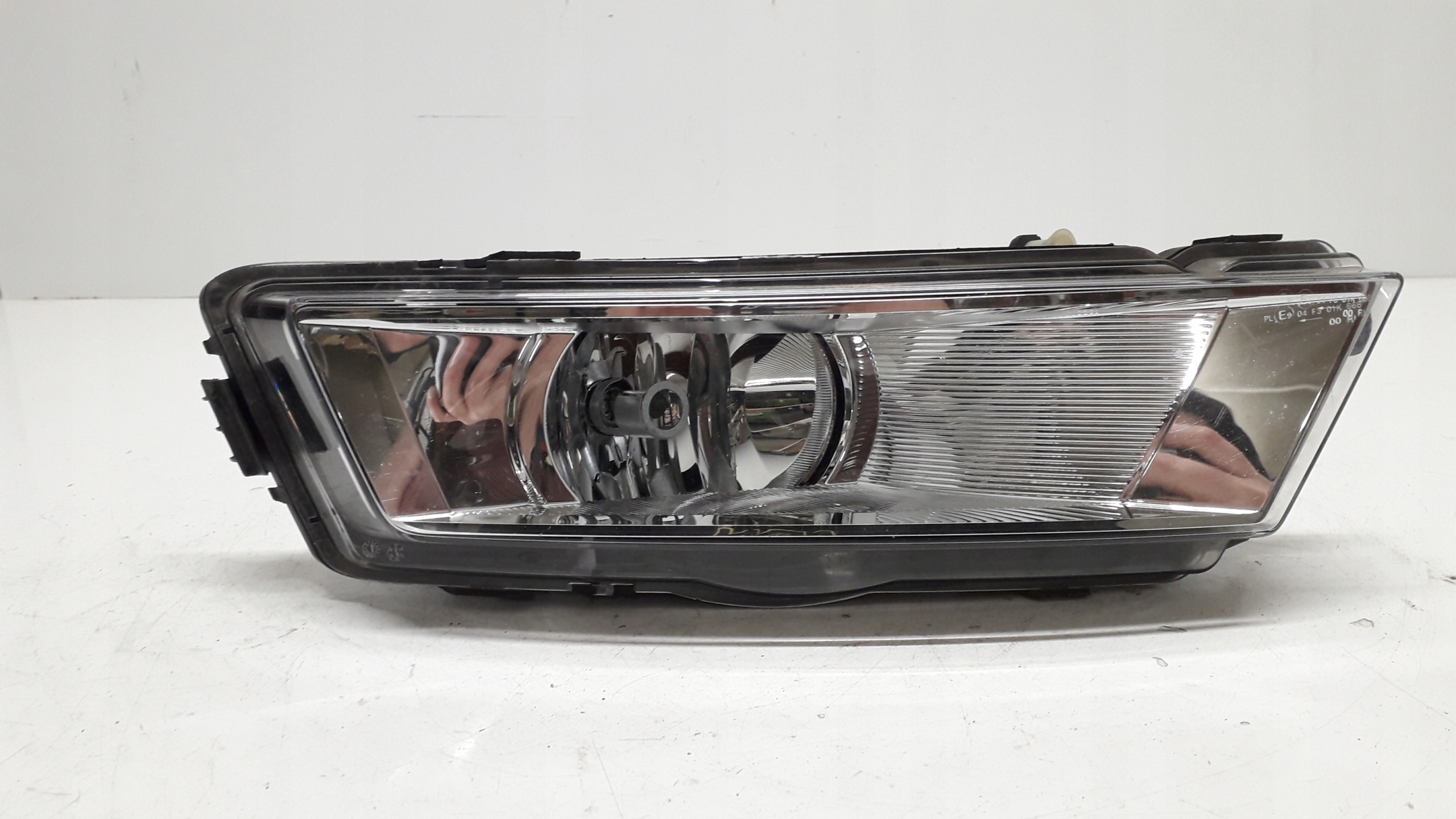 SKODA RAPID ГАЛОГЕН ПЕРЕДНИЙ ПРАВЫЙ 5JA941700