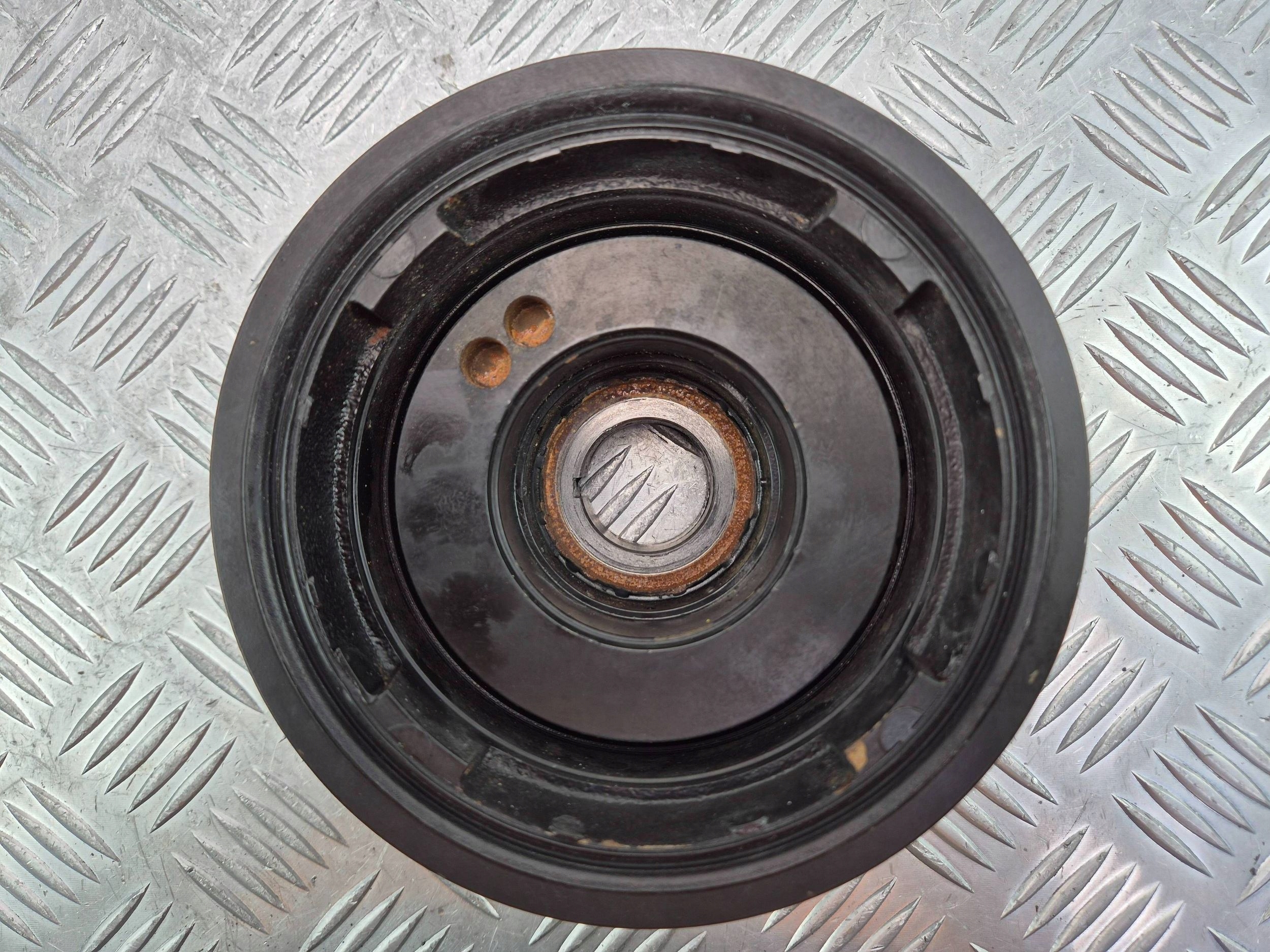 Mercedes E350 A207 crank pulley A2720300803