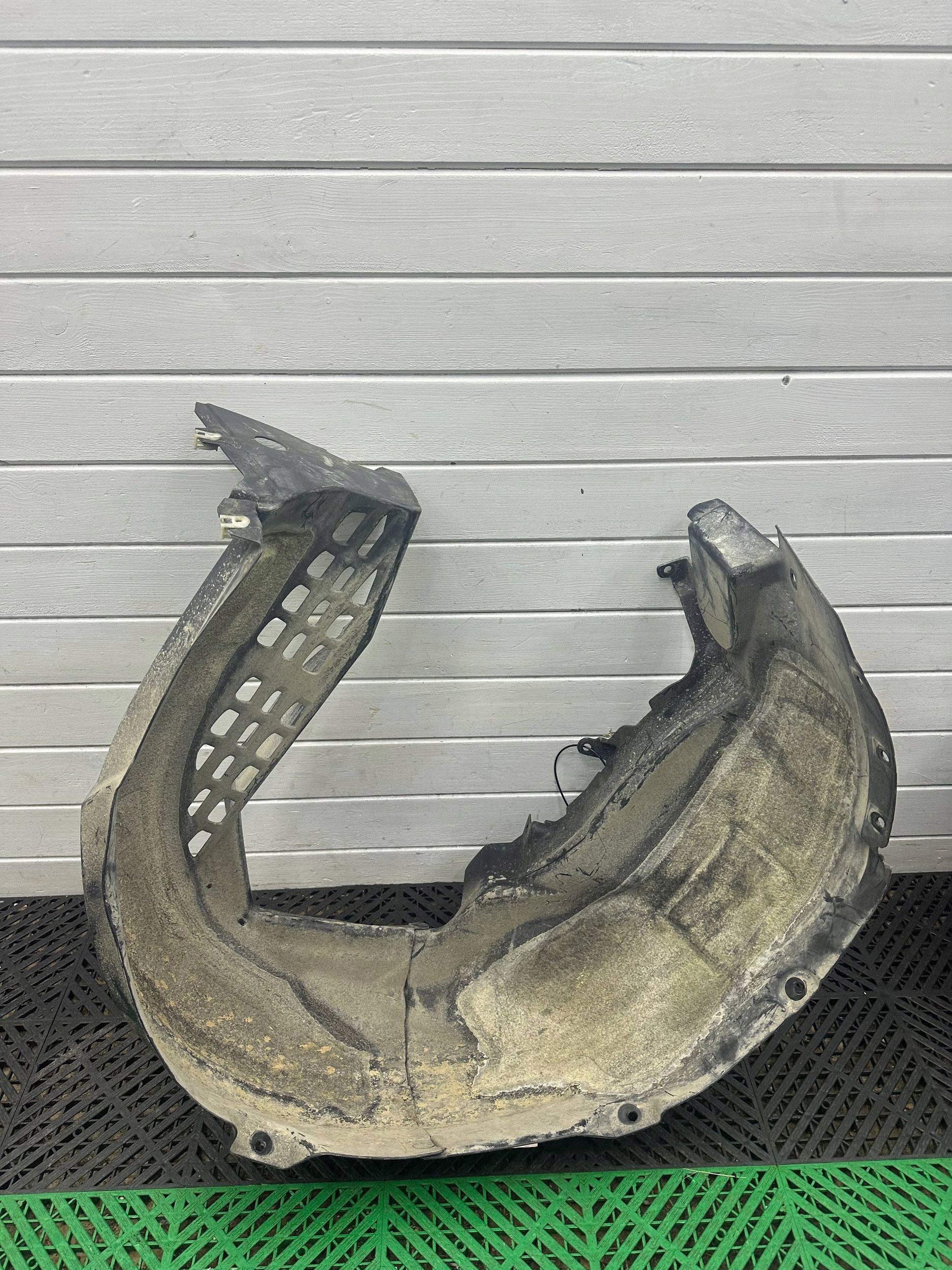 mudguard rear. rear part side left BMW i3 7394079