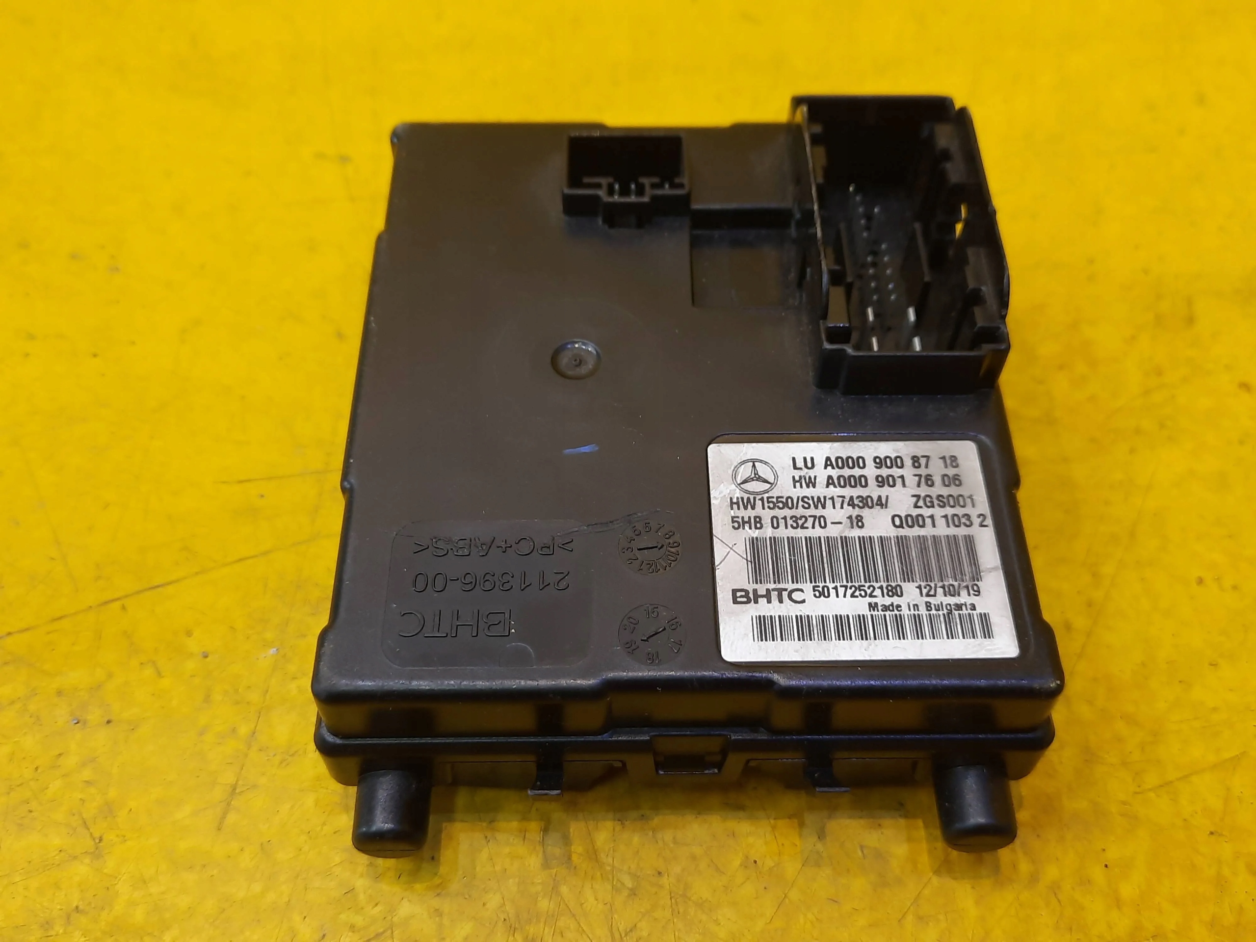 Mercedes W205 W213 W238 модуль BHTC A0009008718