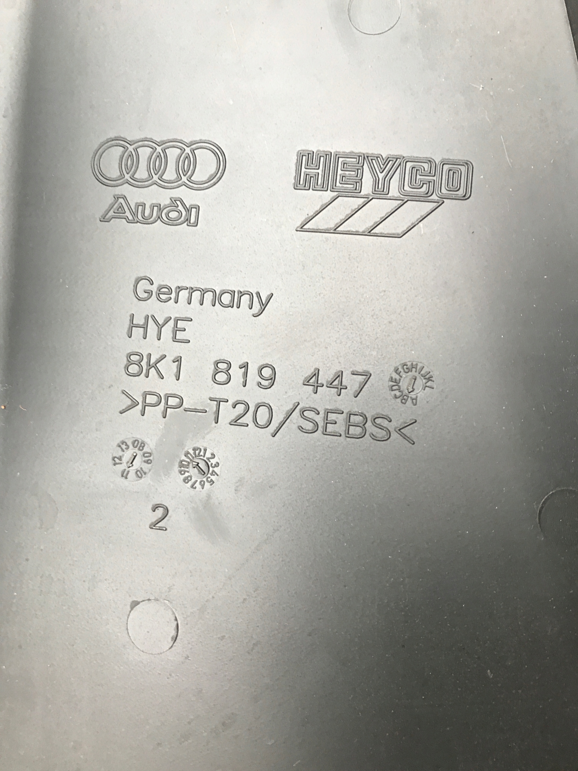 torpedo plastic AUDI A4 B8 A5 8K1819447B
