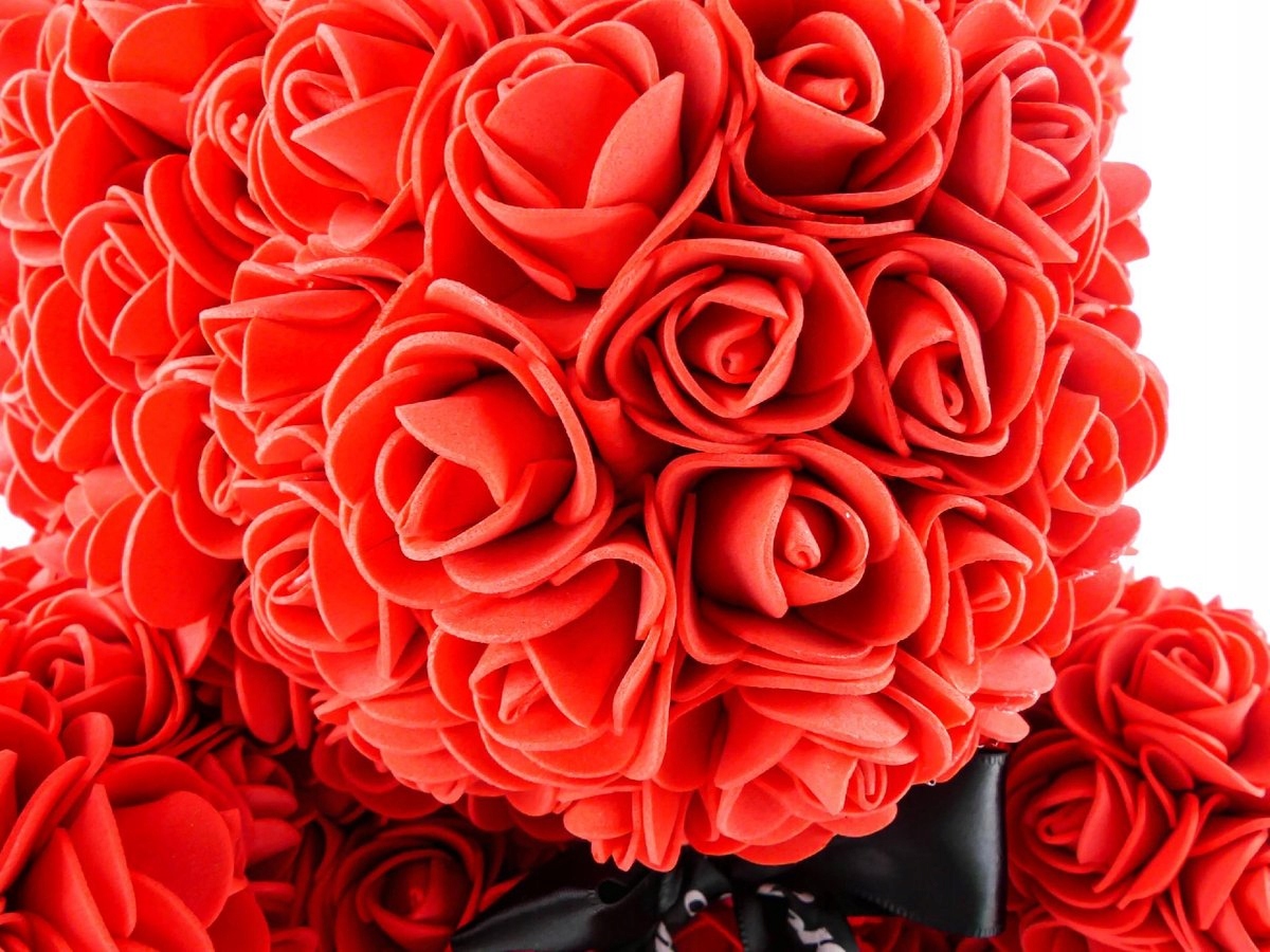 MIŚ Z RÓŻ w ozdobnym pudełku, CZERWONY Rodzaj figurka