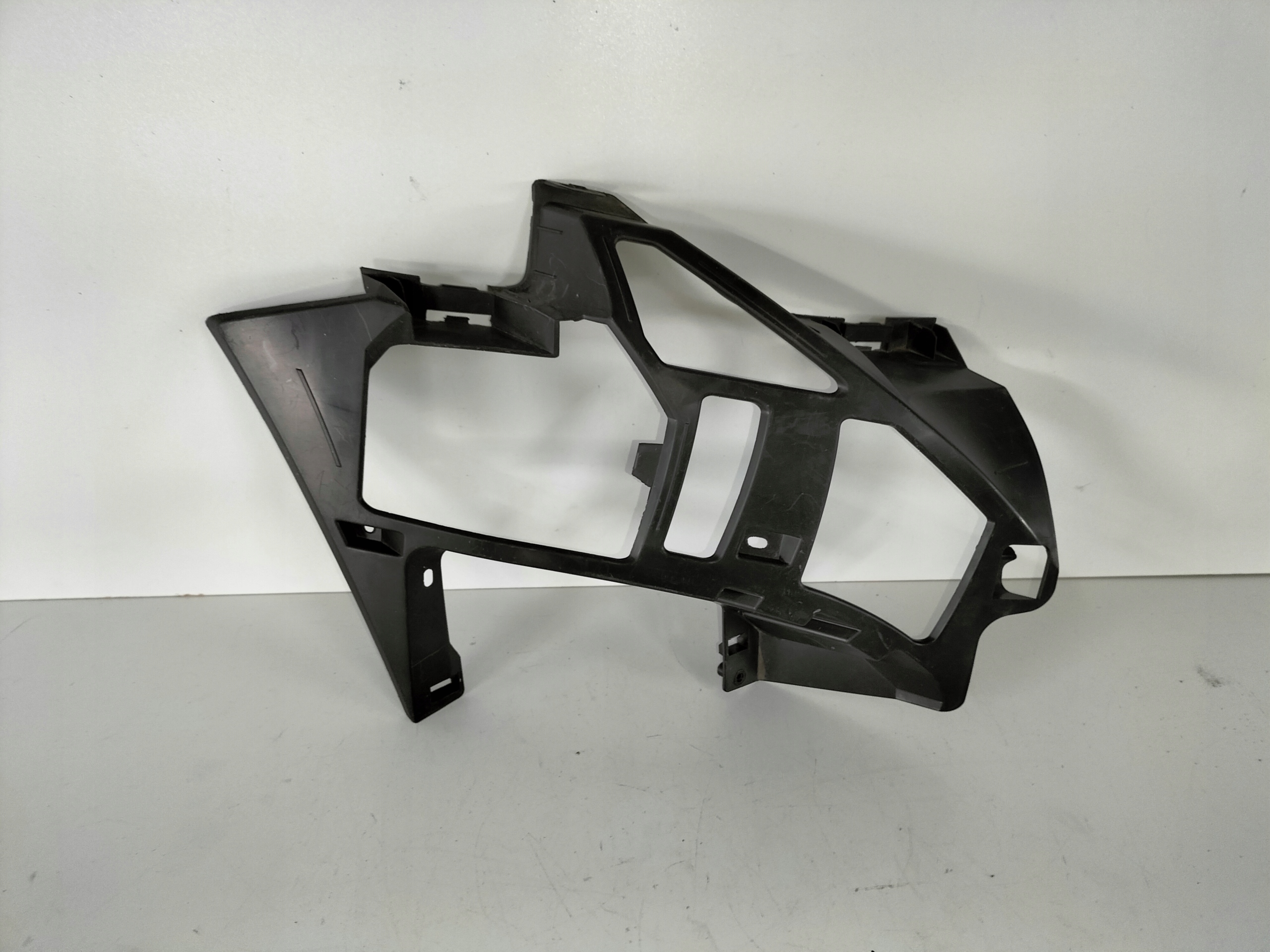 bumper bracket front right PEUGEOT 3008 5008 II 16