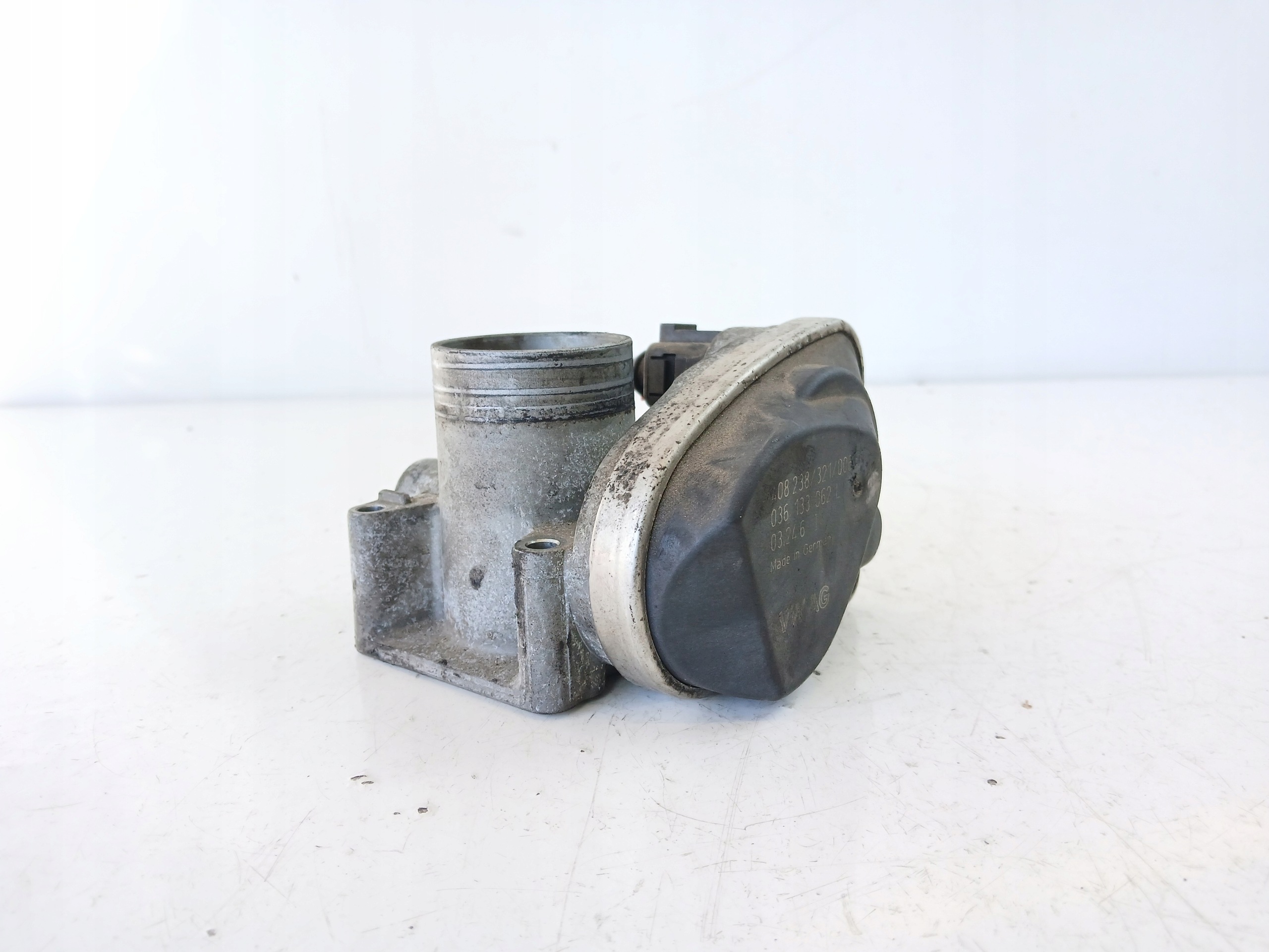 VW GOLF IV SEAT LEON e 1.4 Valvola a farfalla 036133062L