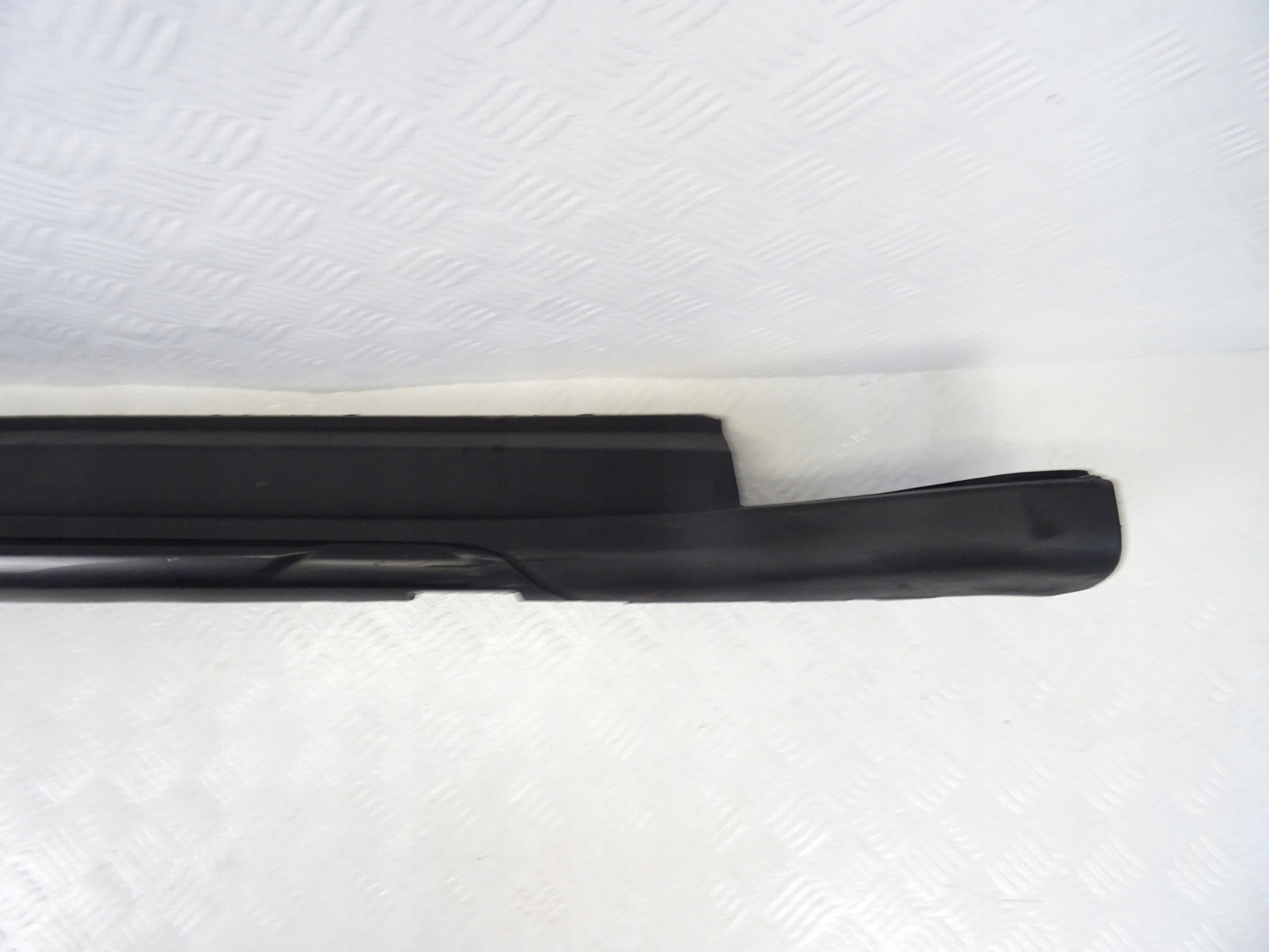 PORSCHE TAYCAN CROSS 9J0 moulding threshold right