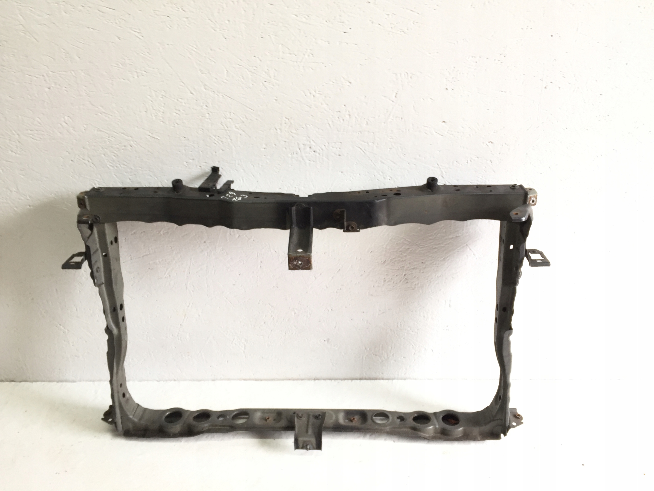 PAS PRZEDNI WZMOCNIENIE CZOŁOWE AVENSIS III T29