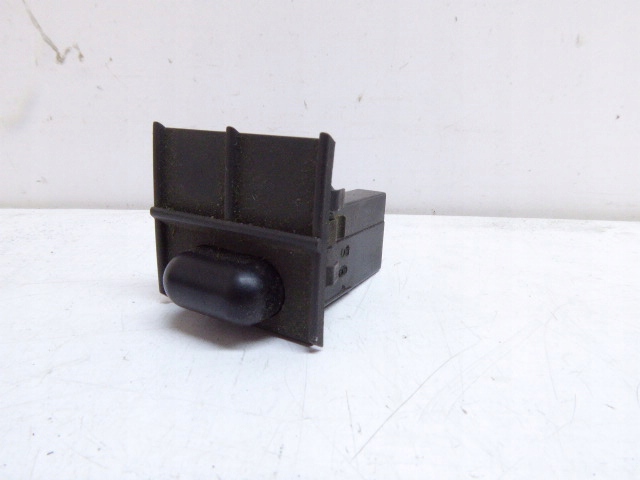 PASSAT B5 LIFT 00-05 CZUJNIK NASŁONECZNIENIA Typ samochodu Samochody osobowe