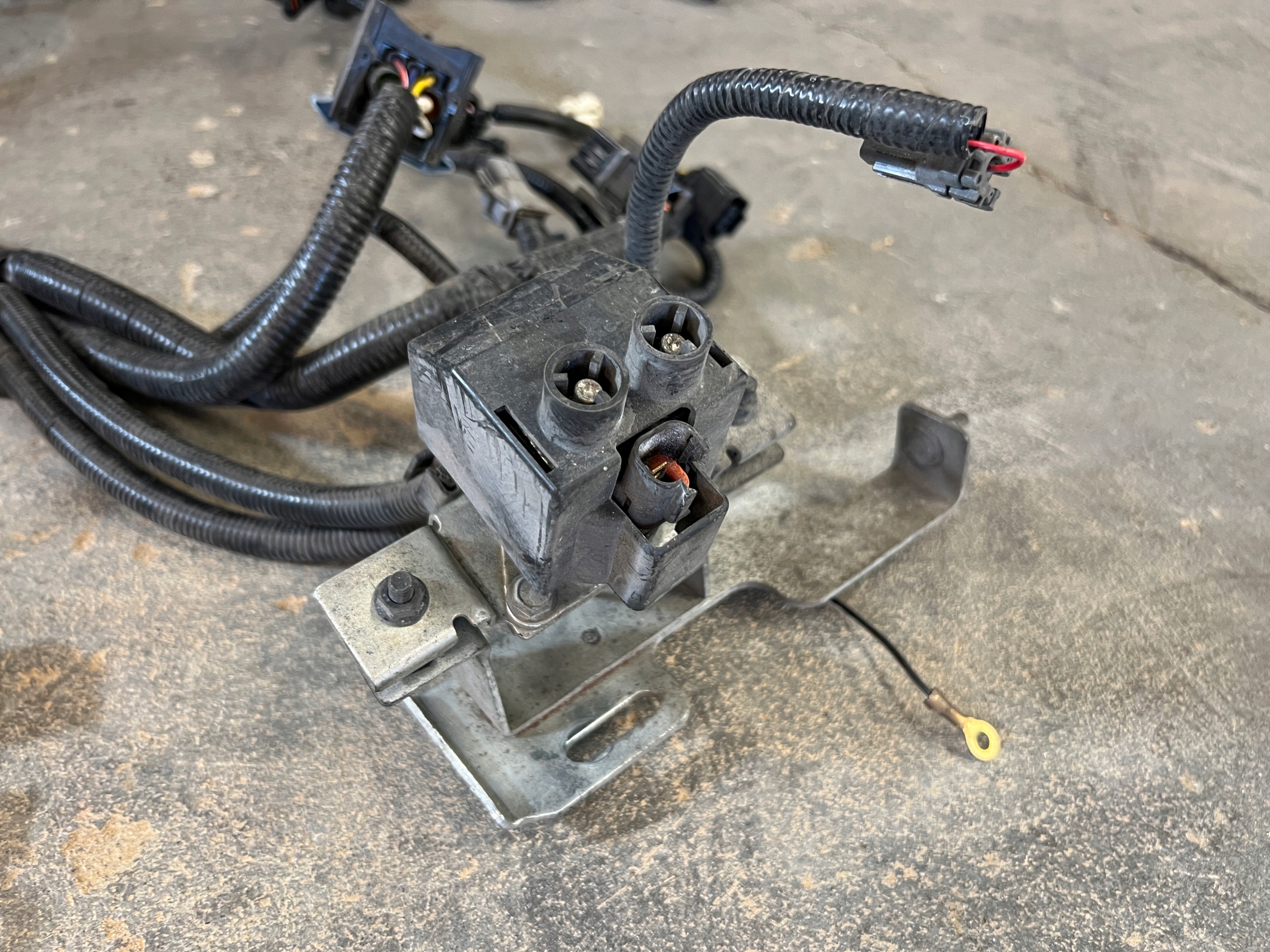 Nissan Note II E12 1.5 dCi bundle motor wiring terminal plus