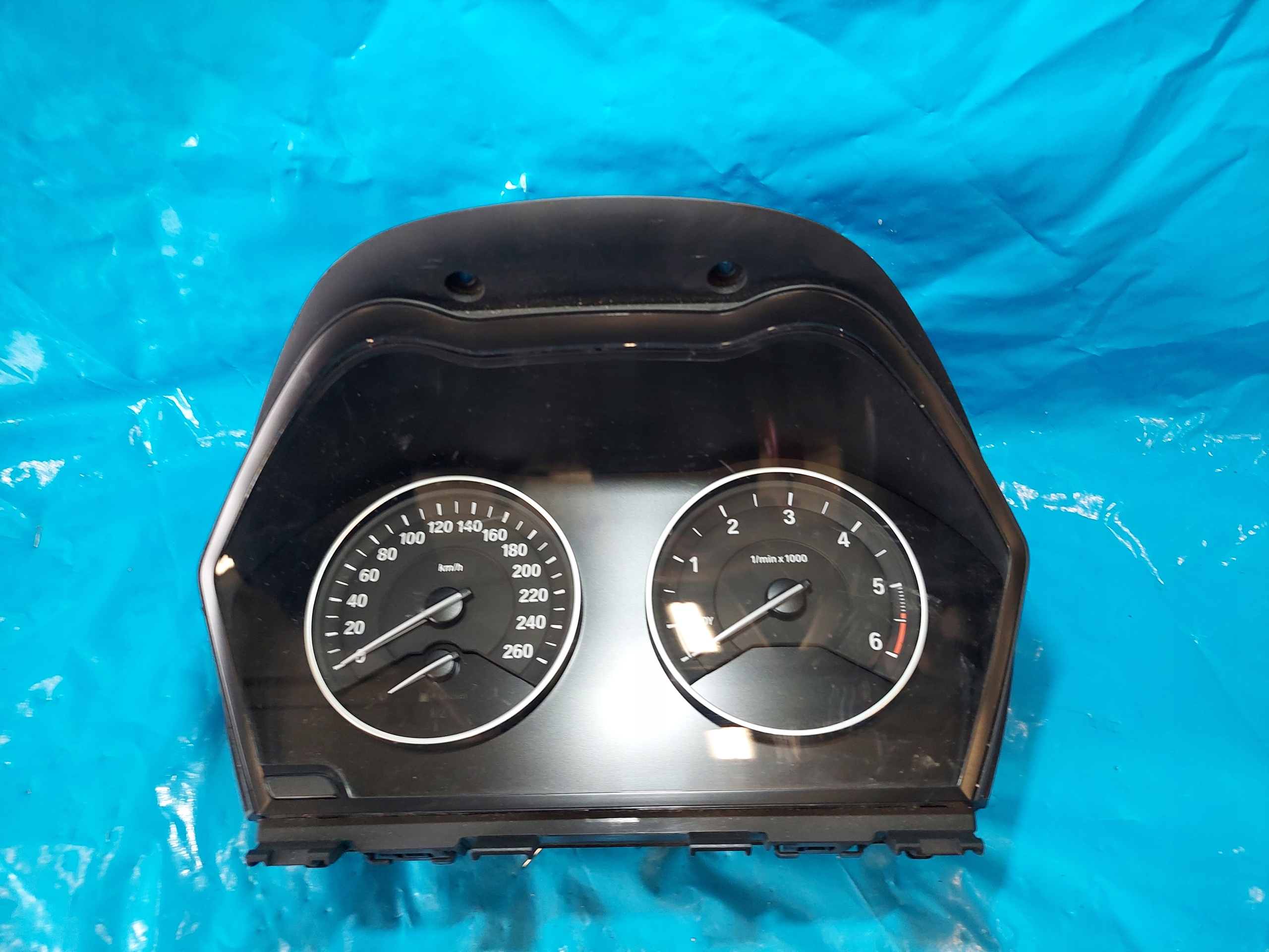 dials clock BMW 2 2016 R TD 680495701