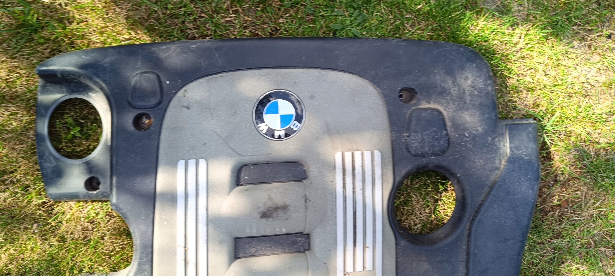 BMW X3 E83 3.0 D motor cover upper 1-5194-001